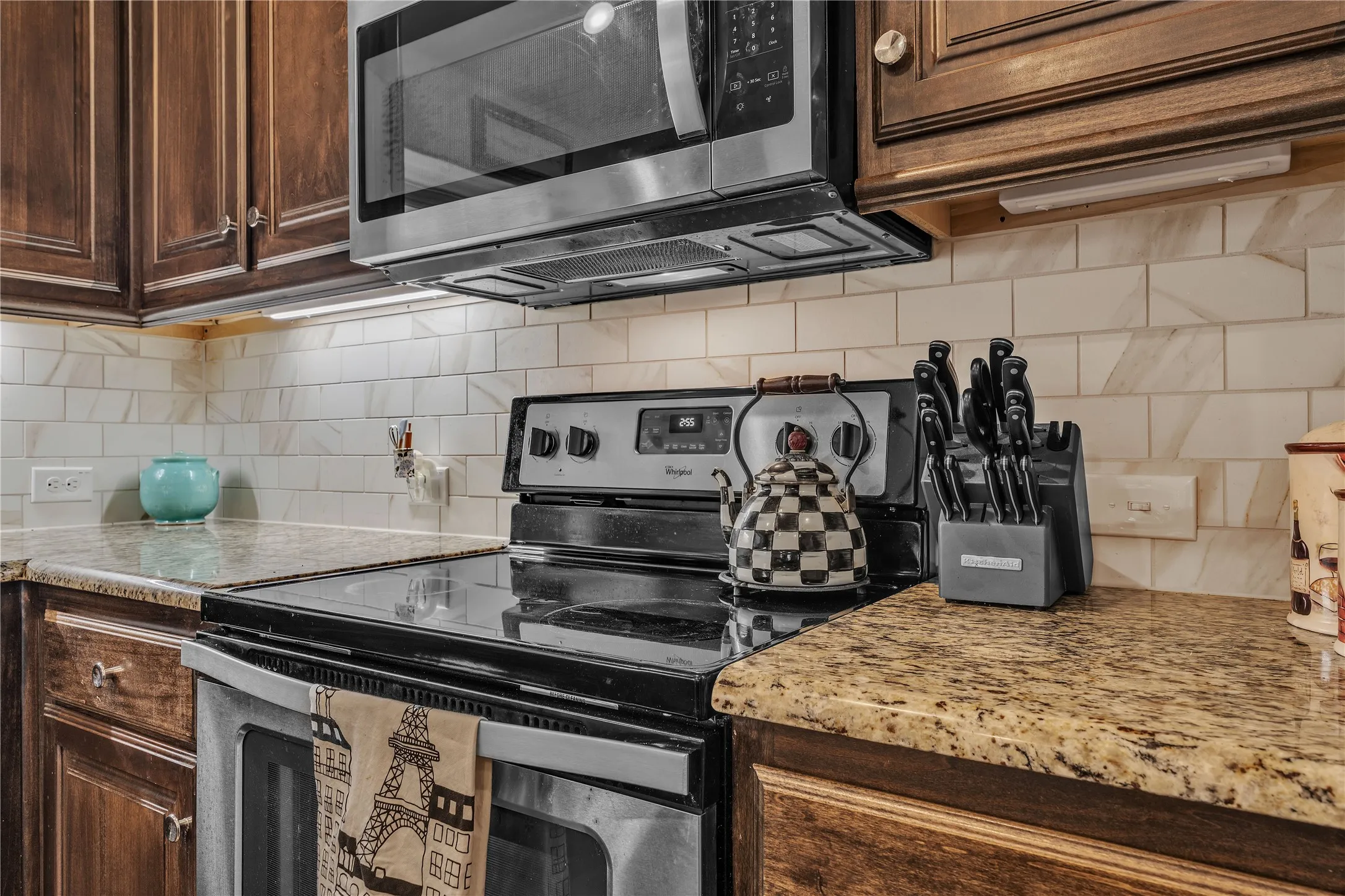 Single Family Residence For Sale in Parker County , 2524 Hadley Street, Weatherford, Texas 76087, 3 Bedroom, 2 Bathroom, 2 Garage spaces, 2,092 Sqft, built in 2018, mls#21388484, Real Estate Agent in Weatherford, Homes For Sale in Parker county, Homes For Sale in Weatherford, Realtor in Weatherford Texas, Real Estate Brokerage Independent Realty Texas, Luminita Cordes Realtor