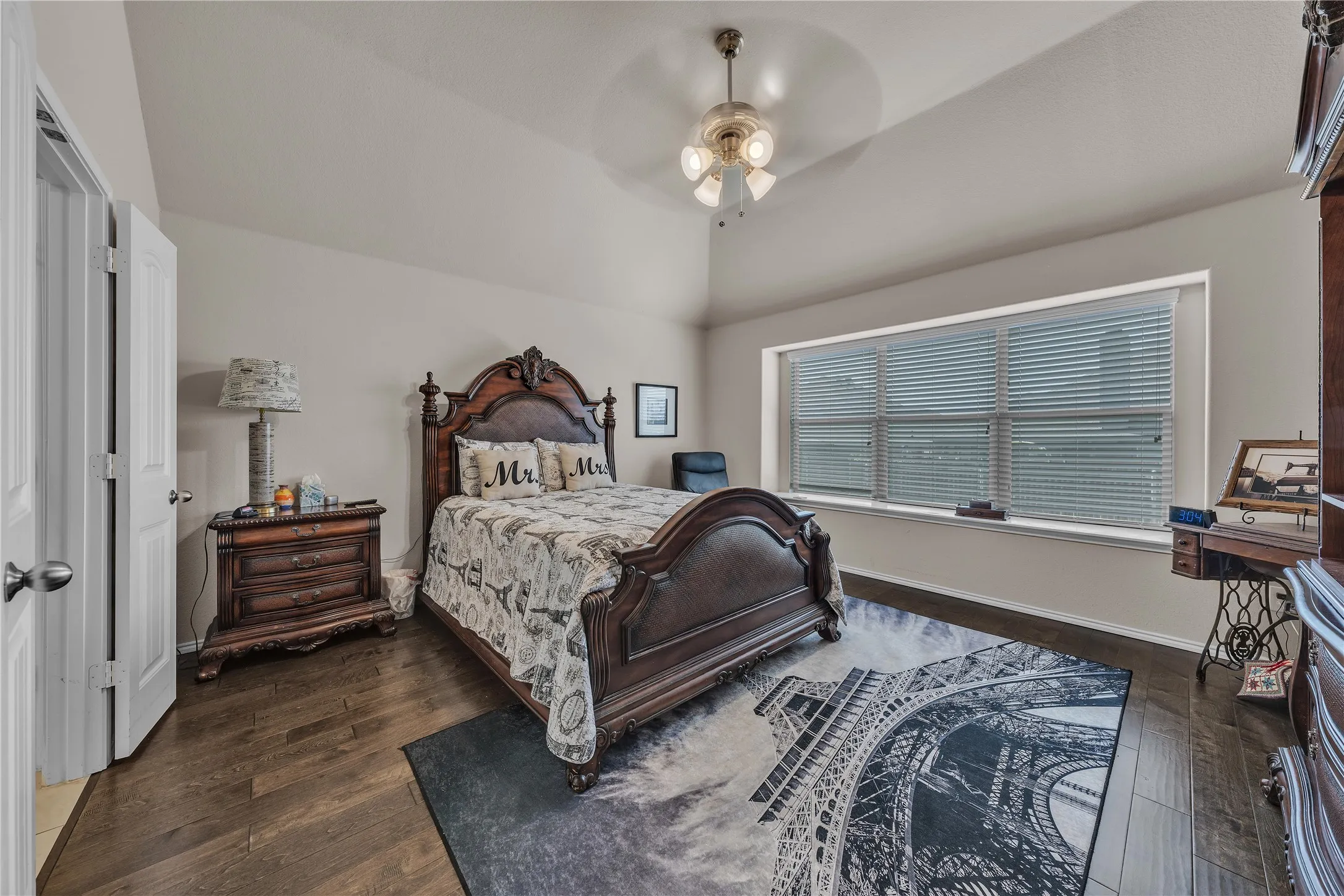 Single Family Residence For Sale in Parker County , 2524 Hadley Street, Weatherford, Texas 76087, 3 Bedroom, 2 Bathroom, 2 Garage spaces, 2,092 Sqft, built in 2018, mls#21388484, Real Estate Agent in Weatherford, Homes For Sale in Parker county, Homes For Sale in Weatherford, Realtor in Weatherford Texas, Real Estate Brokerage Independent Realty Texas, Luminita Cordes Realtor