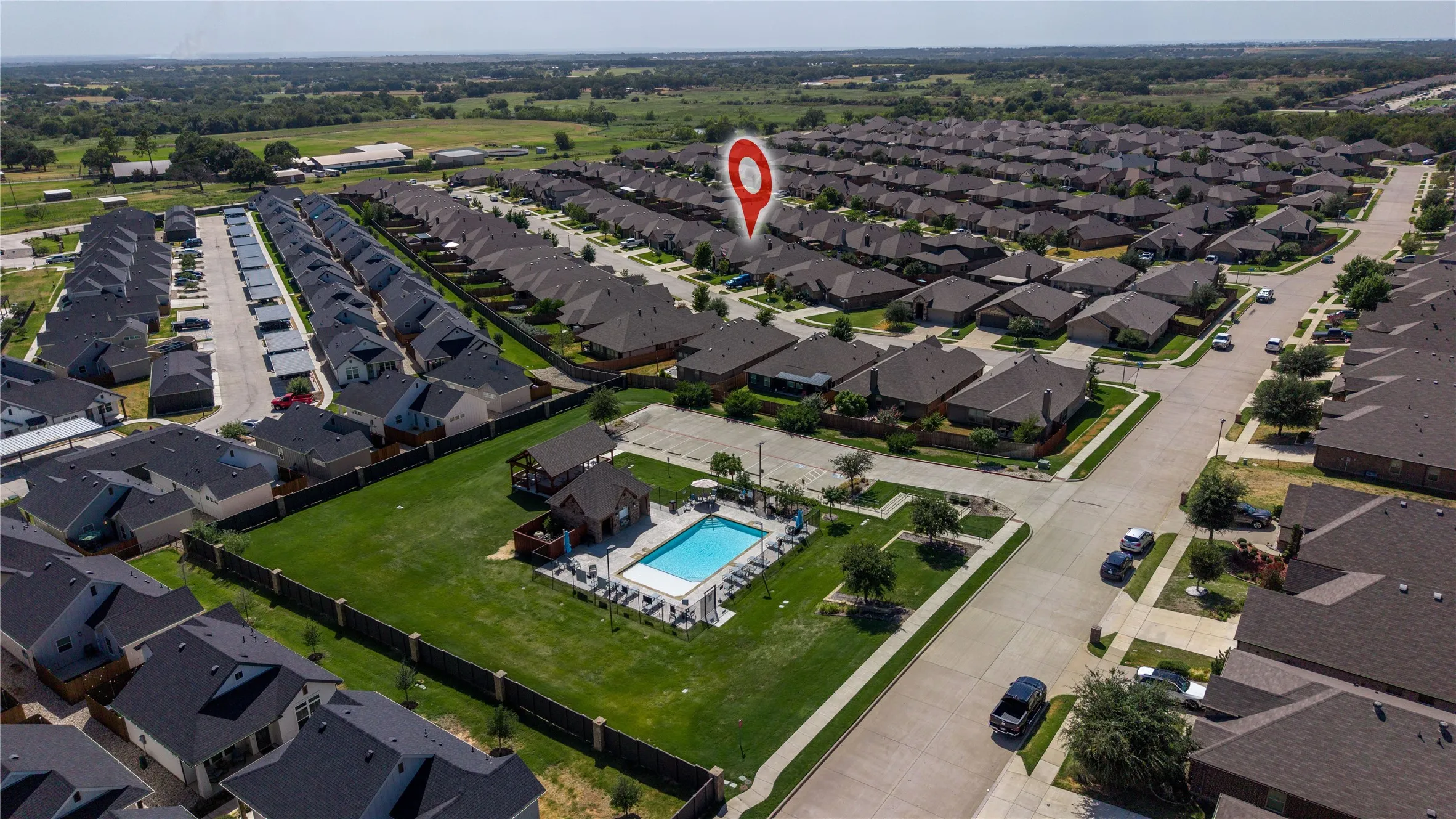Single Family Residence For Sale in Parker County , 2524 Hadley Street, Weatherford, Texas 76087, 3 Bedroom, 2 Bathroom, 2 Garage spaces, 2,092 Sqft, built in 2018, mls#21388484, Real Estate Agent in Weatherford, Homes For Sale in Parker county, Homes For Sale in Weatherford, Realtor in Weatherford Texas, Real Estate Brokerage Independent Realty Texas, Luminita Cordes Realtor