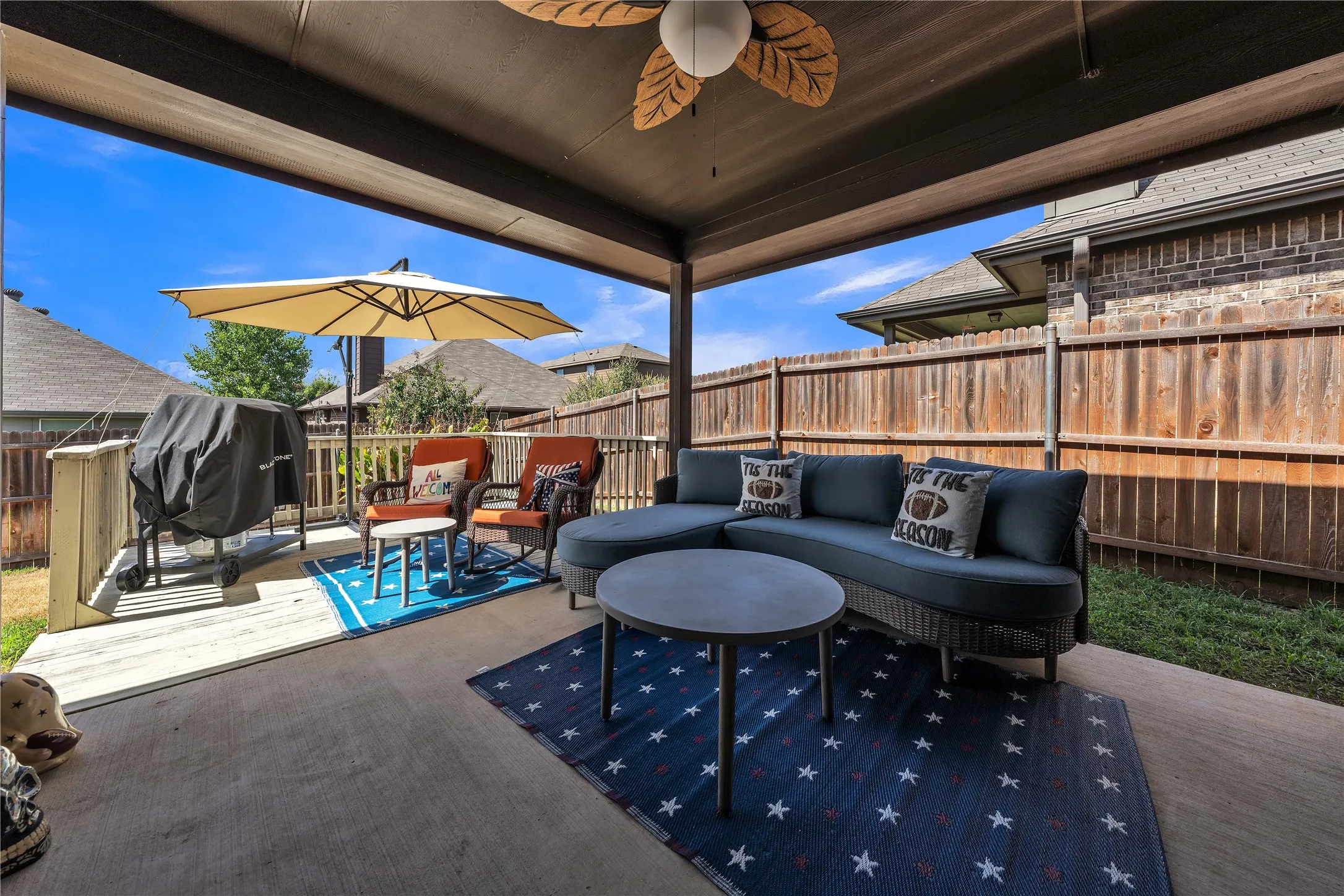 Single Family Residence For Sale in Parker County , 2524 Hadley Street, Weatherford, Texas 76087, 3 Bedroom, 2 Bathroom, 2 Garage spaces, 2,092 Sqft, built in 2018, mls#21388484, Real Estate Agent in Weatherford, Homes For Sale in Parker county, Homes For Sale in Weatherford, Realtor in Weatherford Texas, Real Estate Brokerage Independent Realty Texas, Luminita Cordes Realtor