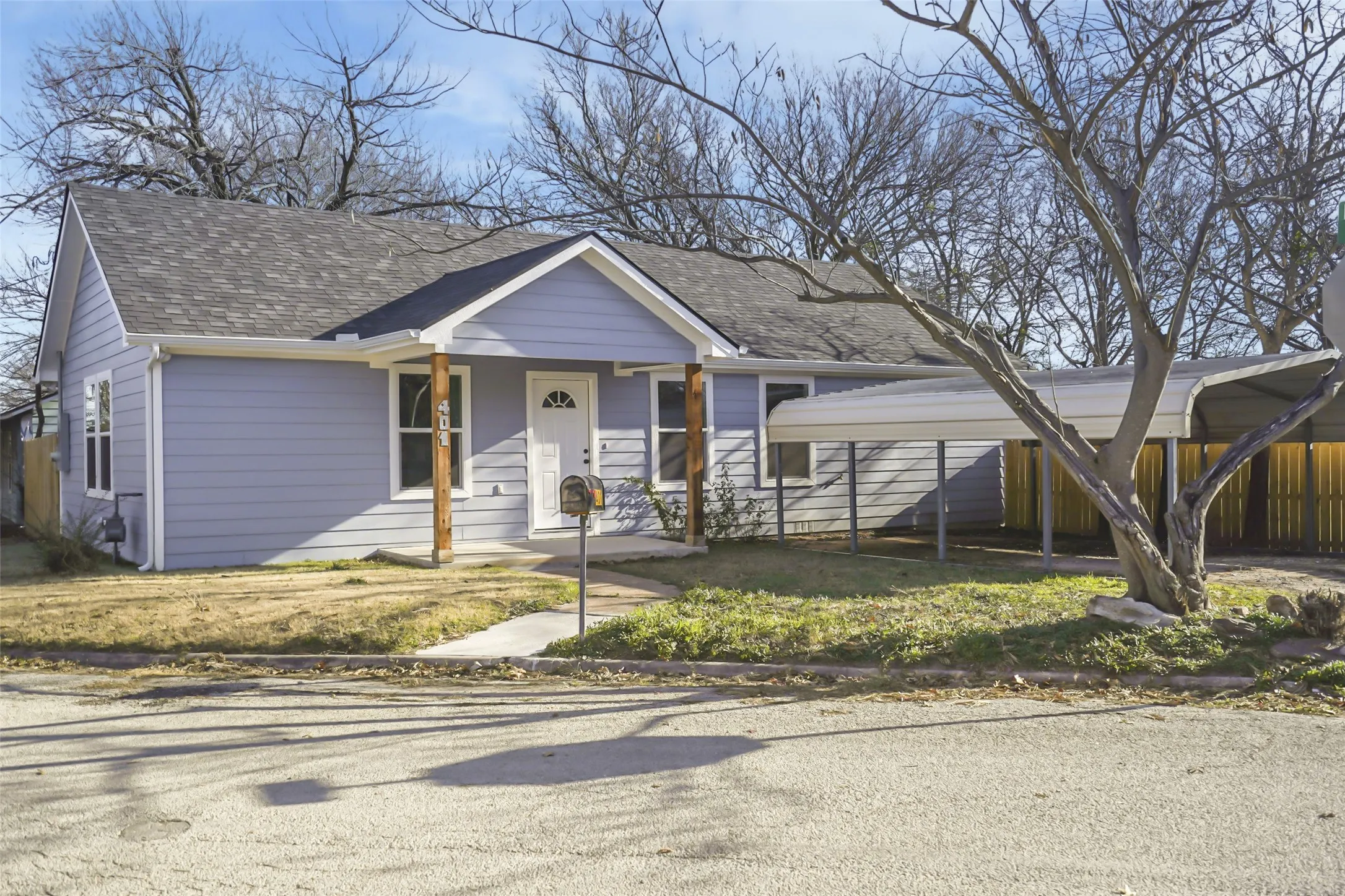 Single Family Residence For Rent in Montague County , 401 Miller Street, Bowie, Texas 76230, 3 Bedroom, 2 Bathroom, Garage spaces, 1,135 Sqft, built in 2025, mls#21388406, Real Estate Agent in Bowie, Homes For Rent in Montague county, Homes For Rent in Bowie, Realtor in Bowie Texas, Real Estate Brokerage Independent Realty Texas, Luminita Cordes Realtor