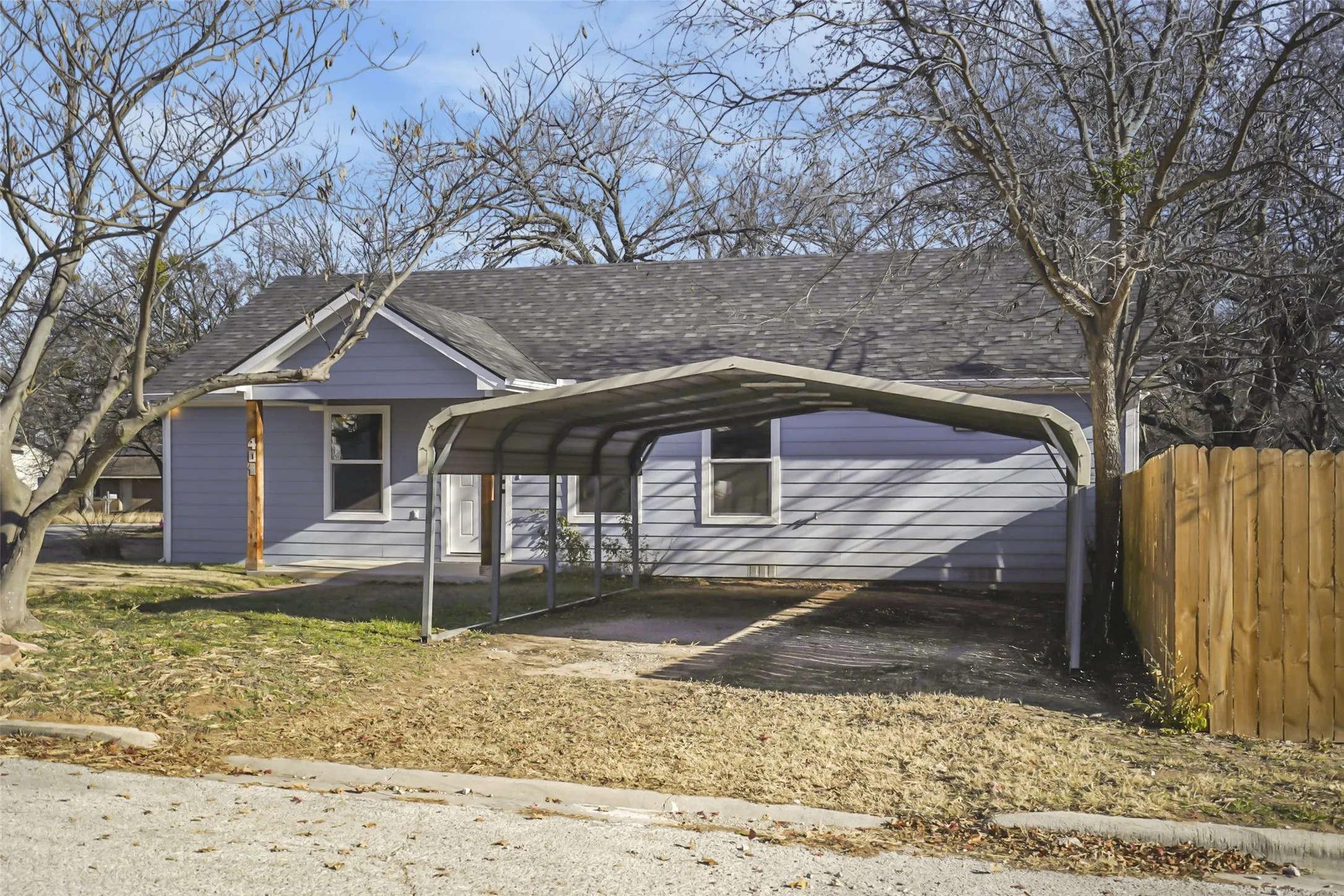 Single Family Residence For Rent in Montague County , 401 Miller Street, Bowie, Texas 76230, 3 Bedroom, 2 Bathroom, Garage spaces, 1,135 Sqft, built in 2025, mls#21388406, Real Estate Agent in Bowie, Homes For Rent in Montague county, Homes For Rent in Bowie, Realtor in Bowie Texas, Real Estate Brokerage Independent Realty Texas, Luminita Cordes Realtor