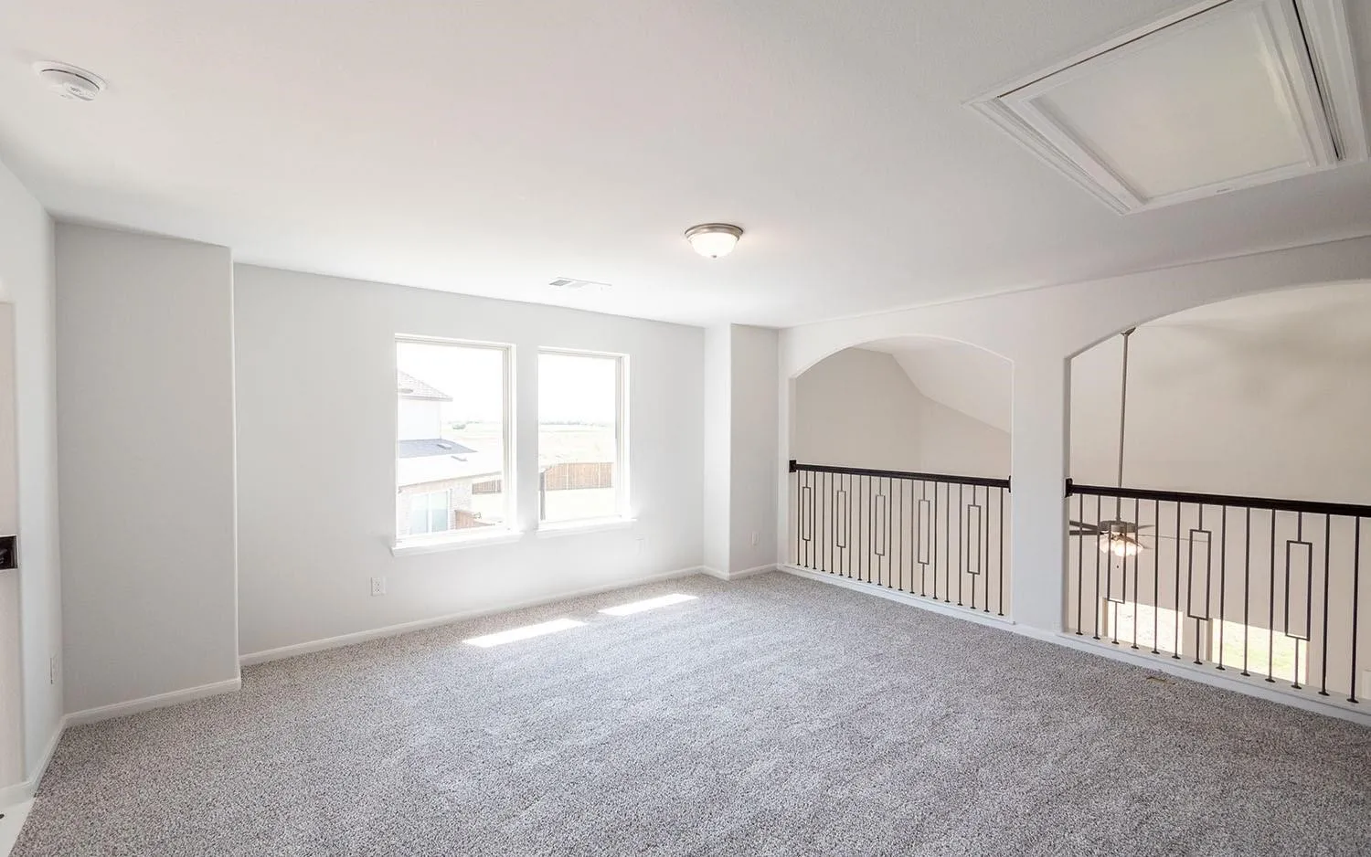 Single Family Residence For Sale in Denton County , 16905 Flagstone Drive, Celina, Texas 75009, 4 Bedroom, 3 Bathroom, 3 Garage spaces, 2,564 Sqft, built in 2023, mls#21388808, Real Estate Agent in Celina, Homes For Sale in Denton county, Homes For Sale in Celina, Realtor in Celina Texas, Real Estate Brokerage Independent Realty Texas, Luminita Cordes Realtor