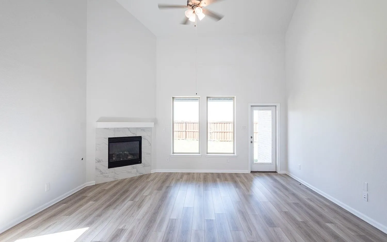 Single Family Residence For Sale in Denton County , 16905 Flagstone Drive, Celina, Texas 75009, 4 Bedroom, 3 Bathroom, 3 Garage spaces, 2,564 Sqft, built in 2023, mls#21388808, Real Estate Agent in Celina, Homes For Sale in Denton county, Homes For Sale in Celina, Realtor in Celina Texas, Real Estate Brokerage Independent Realty Texas, Luminita Cordes Realtor
