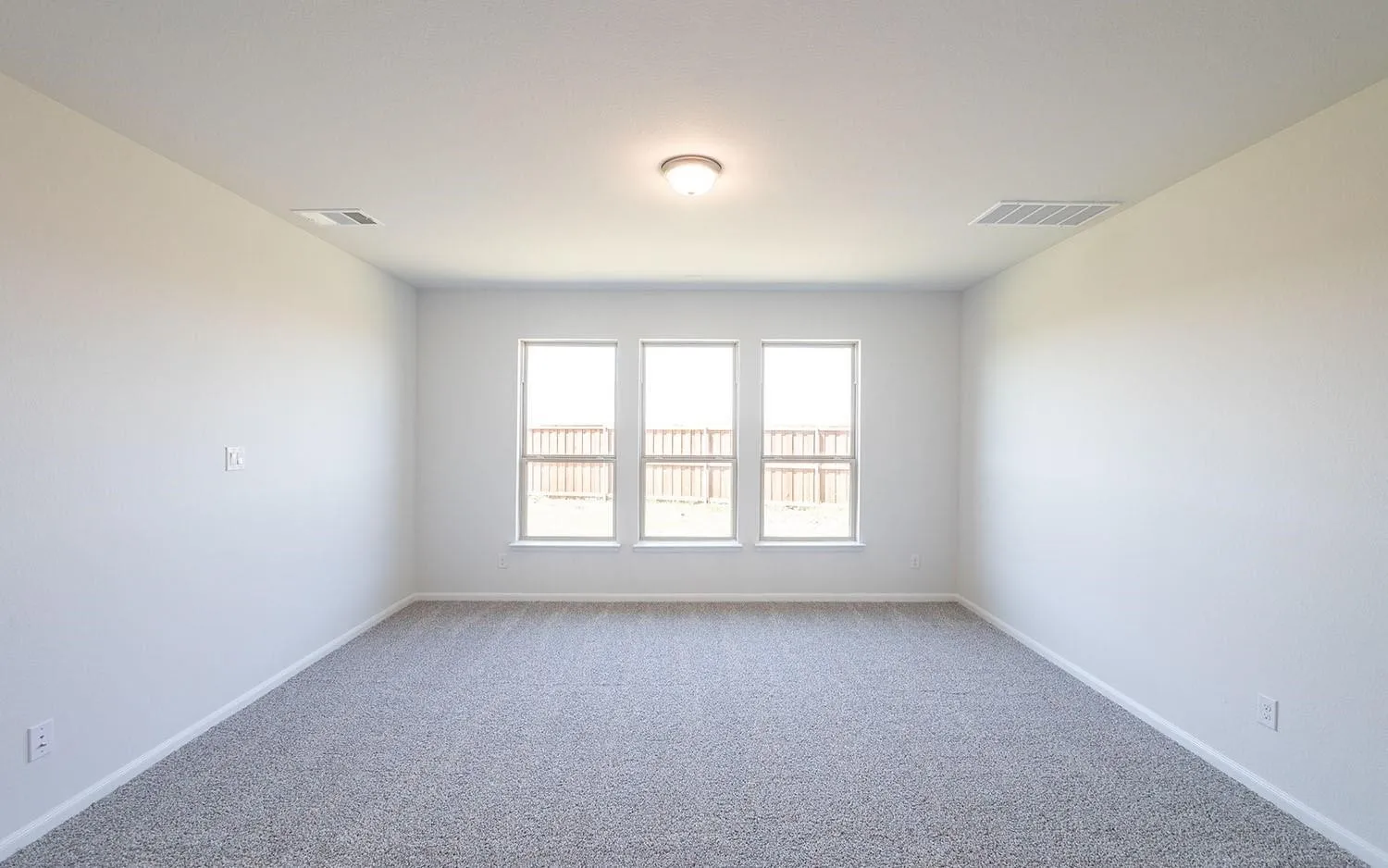 Single Family Residence For Sale in Denton County , 16905 Flagstone Drive, Celina, Texas 75009, 4 Bedroom, 3 Bathroom, 3 Garage spaces, 2,564 Sqft, built in 2023, mls#21388808, Real Estate Agent in Celina, Homes For Sale in Denton county, Homes For Sale in Celina, Realtor in Celina Texas, Real Estate Brokerage Independent Realty Texas, Luminita Cordes Realtor