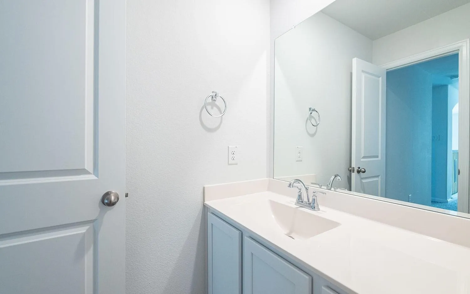 Single Family Residence For Sale in Denton County , 16905 Flagstone Drive, Celina, Texas 75009, 4 Bedroom, 3 Bathroom, 3 Garage spaces, 2,564 Sqft, built in 2023, mls#21388808, Real Estate Agent in Celina, Homes For Sale in Denton county, Homes For Sale in Celina, Realtor in Celina Texas, Real Estate Brokerage Independent Realty Texas, Luminita Cordes Realtor