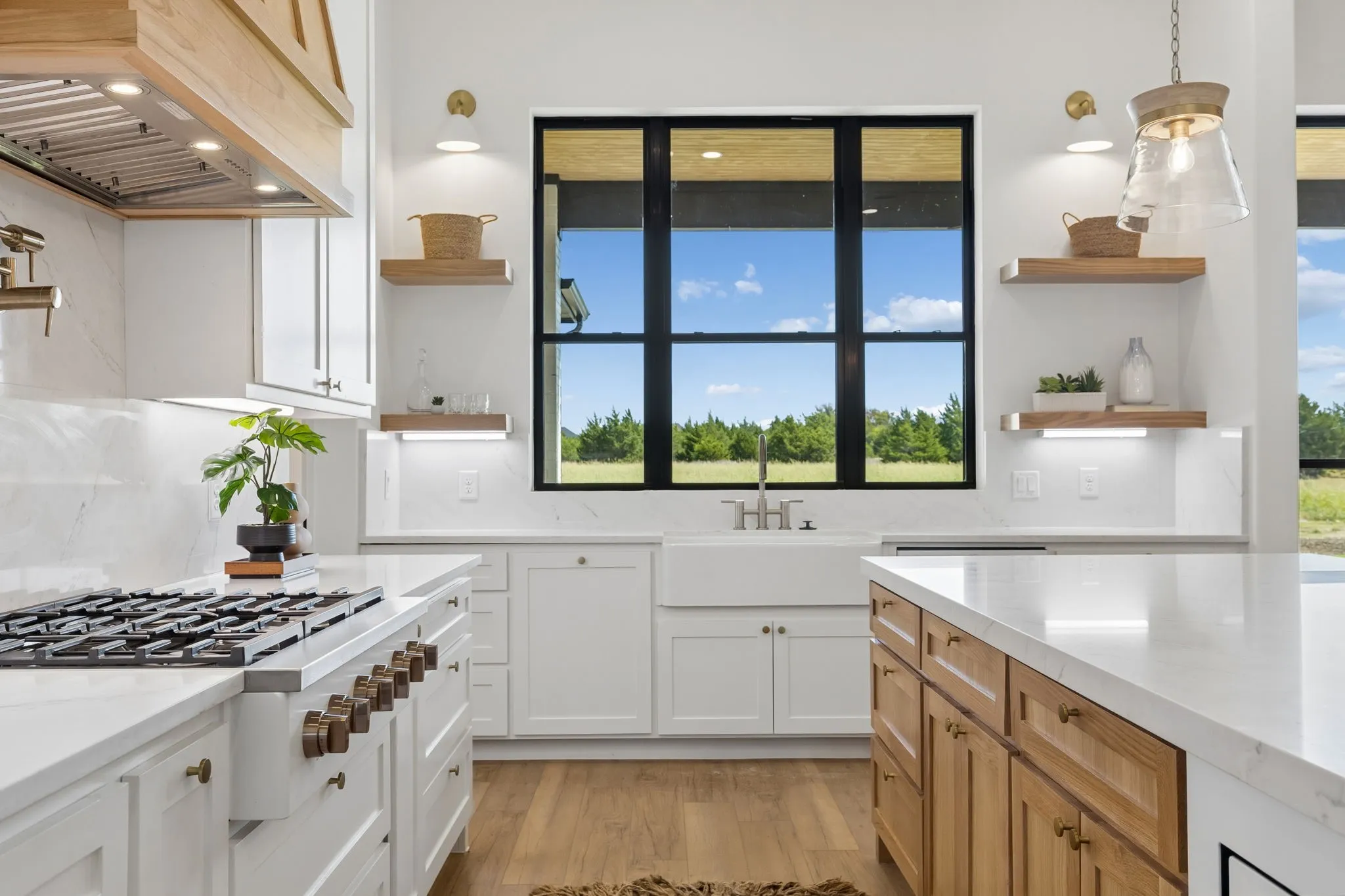 Single Family Residence For Sale in Ellis County , 508 Robnett Road, Waxahachie, Texas 75165, 4 Bedroom, 4 Bathroom, Garage spaces, 3,492 Sqft, built in 2026, mls#21385161, Real Estate Agent in Waxahachie, Homes For Sale in Ellis county, Homes For Sale in Waxahachie, Realtor in Waxahachie Texas, Real Estate Brokerage Independent Realty Texas, Luminita Cordes Realtor