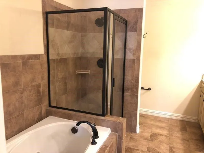 Townhouse For Rent in Dallas County , 1811 leann Lane, Irving, Texas 75061, 3 Bedroom, 3 Bathroom, 2 Garage spaces, 2,100 Sqft, built in 2010, mls#21388817, Real Estate Agent in Irving, Homes For Rent in Dallas county, Homes For Rent in Irving, Realtor in Irving Texas, Real Estate Brokerage Independent Realty Texas, Luminita Cordes Realtor