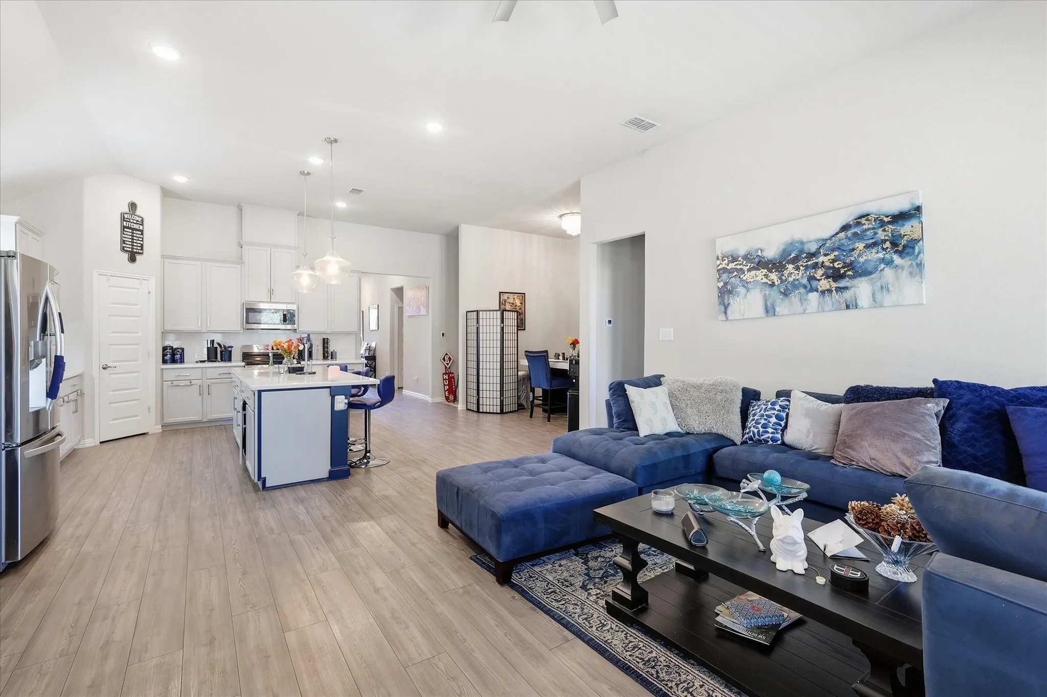 Single Family Residence For Sale in Denton County , 305 Kellan Court, Hickory Creek, Texas 75065, 4 Bedroom, 4 Bathroom, 3 Garage spaces, 2,586 Sqft, built in 2020, mls#21386272, Real Estate Agent in Hickory Creek, Homes For Sale in Denton county, Homes For Sale in Hickory Creek, Realtor in Hickory Creek Texas, Real Estate Brokerage Independent Realty Texas, Luminita Cordes Realtor