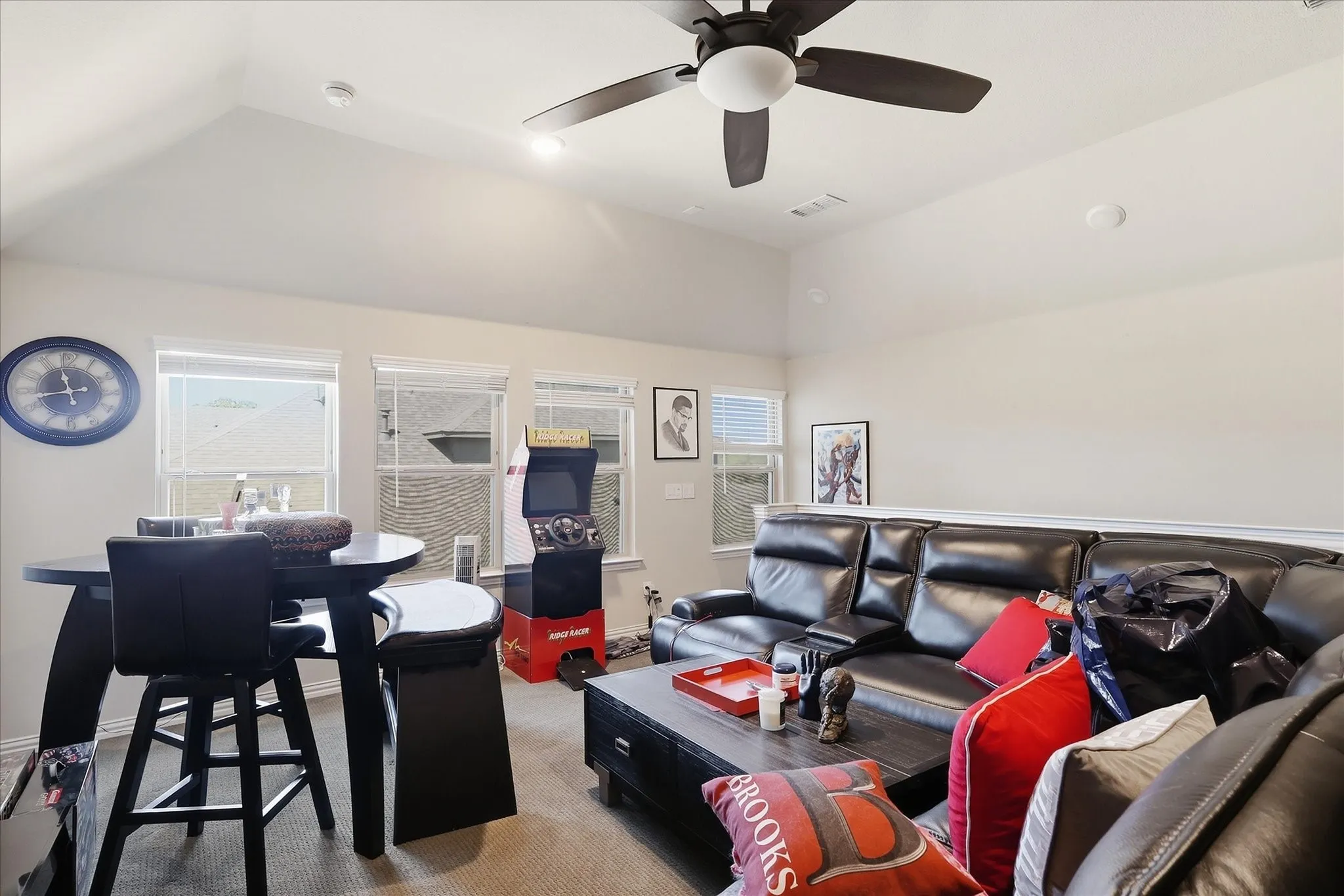 Single Family Residence For Sale in Denton County , 305 Kellan Court, Hickory Creek, Texas 75065, 4 Bedroom, 4 Bathroom, 3 Garage spaces, 2,586 Sqft, built in 2020, mls#21386272, Real Estate Agent in Hickory Creek, Homes For Sale in Denton county, Homes For Sale in Hickory Creek, Realtor in Hickory Creek Texas, Real Estate Brokerage Independent Realty Texas, Luminita Cordes Realtor