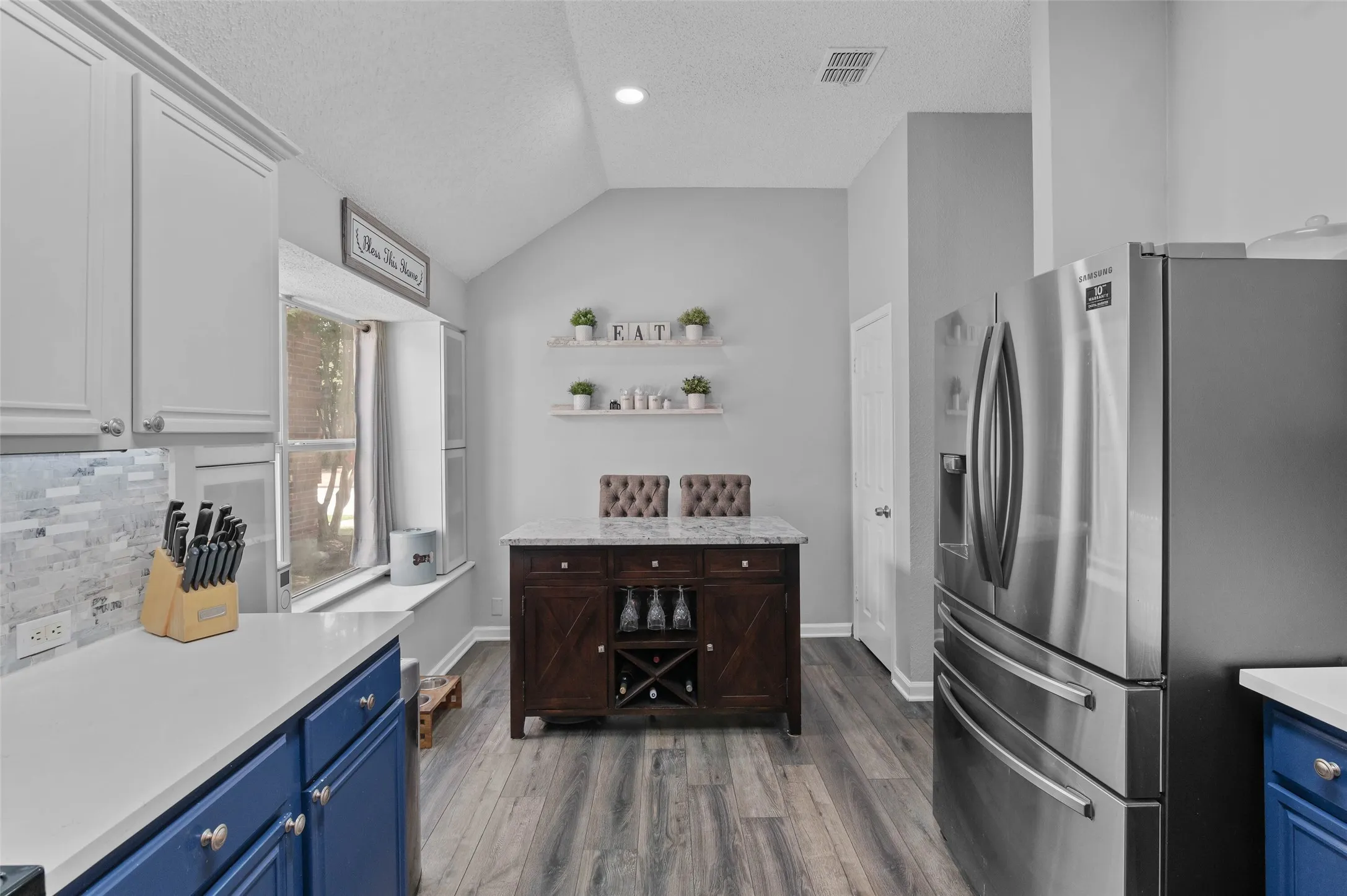 Single Family Residence For Sale in Collin County , 307 Trailwood Drive, Allen, Texas 75002, 4 Bedroom, 2 Bathroom, 2 Garage spaces, 1,783 Sqft, built in 1999, mls#21385672, Real Estate Agent in Allen, Homes For Sale in Collin county, Homes For Sale in Allen, Realtor in Allen Texas, Real Estate Brokerage Independent Realty Texas, Luminita Cordes Realtor