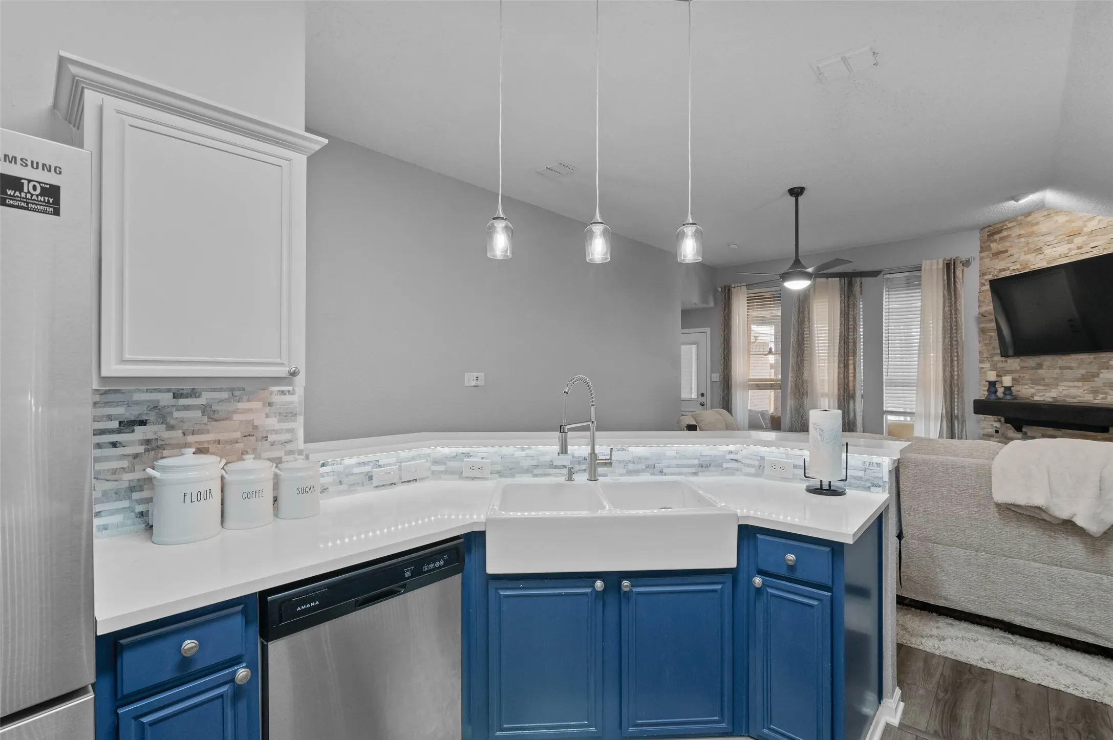 Single Family Residence For Sale in Collin County , 307 Trailwood Drive, Allen, Texas 75002, 4 Bedroom, 2 Bathroom, 2 Garage spaces, 1,783 Sqft, built in 1999, mls#21385672, Real Estate Agent in Allen, Homes For Sale in Collin county, Homes For Sale in Allen, Realtor in Allen Texas, Real Estate Brokerage Independent Realty Texas, Luminita Cordes Realtor