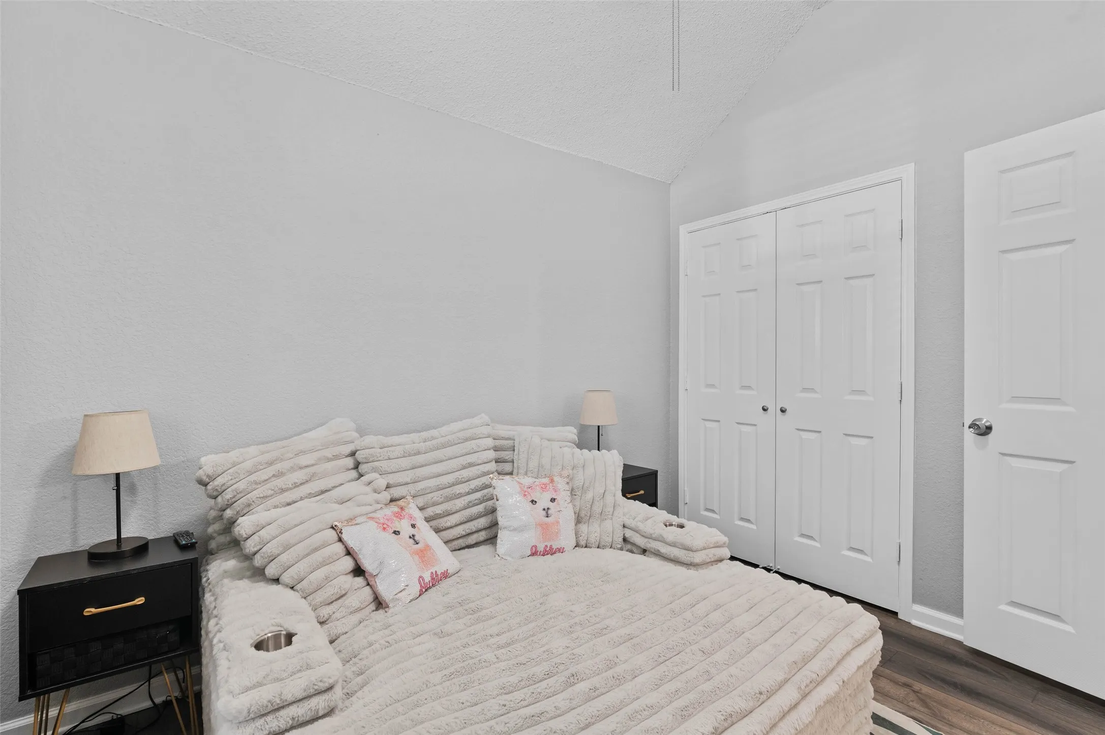 Single Family Residence For Sale in Collin County , 307 Trailwood Drive, Allen, Texas 75002, 4 Bedroom, 2 Bathroom, 2 Garage spaces, 1,783 Sqft, built in 1999, mls#21385672, Real Estate Agent in Allen, Homes For Sale in Collin county, Homes For Sale in Allen, Realtor in Allen Texas, Real Estate Brokerage Independent Realty Texas, Luminita Cordes Realtor