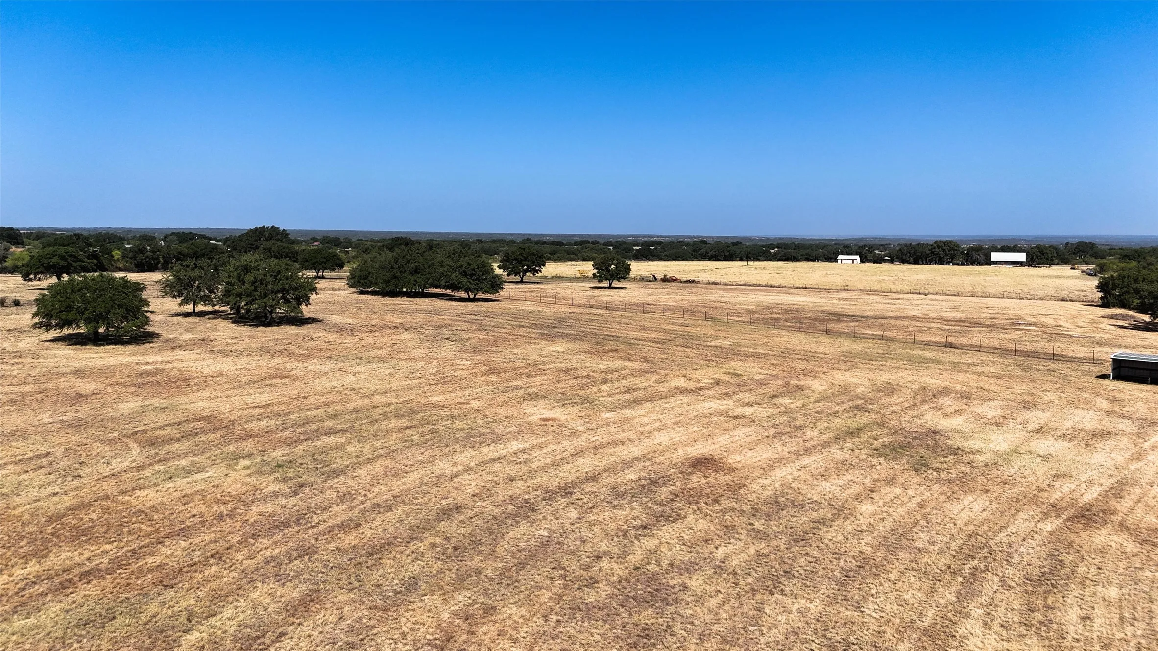Farm For Sale in Mills County , 1400 Fm 574 W, Mullin, Texas 76864, 2 Bedroom, 2 Bathroom, Garage spaces, 1,420 Sqft, built in 2003, mls#21388639, Real Estate Agent in Mullin, Homes For Sale in Mills county, Homes For Sale in Mullin, Realtor in Mullin Texas, Real Estate Brokerage Independent Realty Texas, Luminita Cordes Realtor