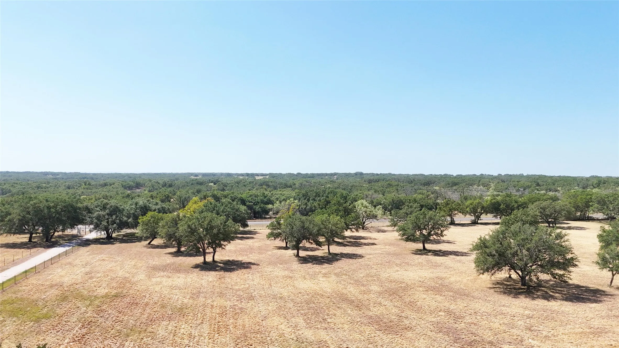 Farm For Sale in Mills County , 1400 Fm 574 W, Mullin, Texas 76864, 2 Bedroom, 2 Bathroom, Garage spaces, 1,420 Sqft, built in 2003, mls#21388639, Real Estate Agent in Mullin, Homes For Sale in Mills county, Homes For Sale in Mullin, Realtor in Mullin Texas, Real Estate Brokerage Independent Realty Texas, Luminita Cordes Realtor