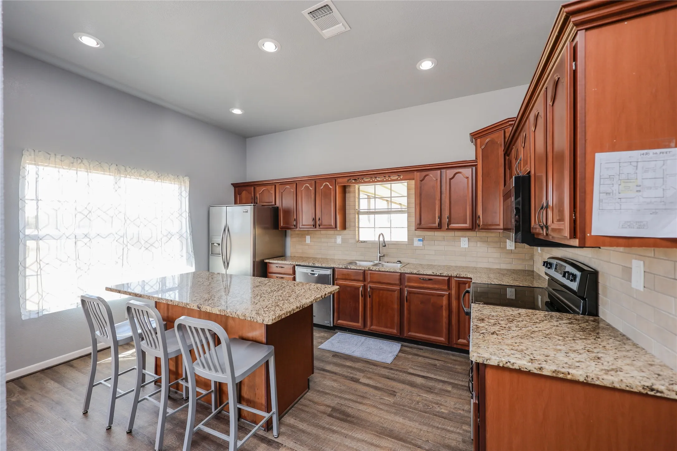 Farm For Sale in Mills County , 1400 Fm 574 W, Mullin, Texas 76864, 2 Bedroom, 2 Bathroom, Garage spaces, 1,420 Sqft, built in 2003, mls#21388639, Real Estate Agent in Mullin, Homes For Sale in Mills county, Homes For Sale in Mullin, Realtor in Mullin Texas, Real Estate Brokerage Independent Realty Texas, Luminita Cordes Realtor