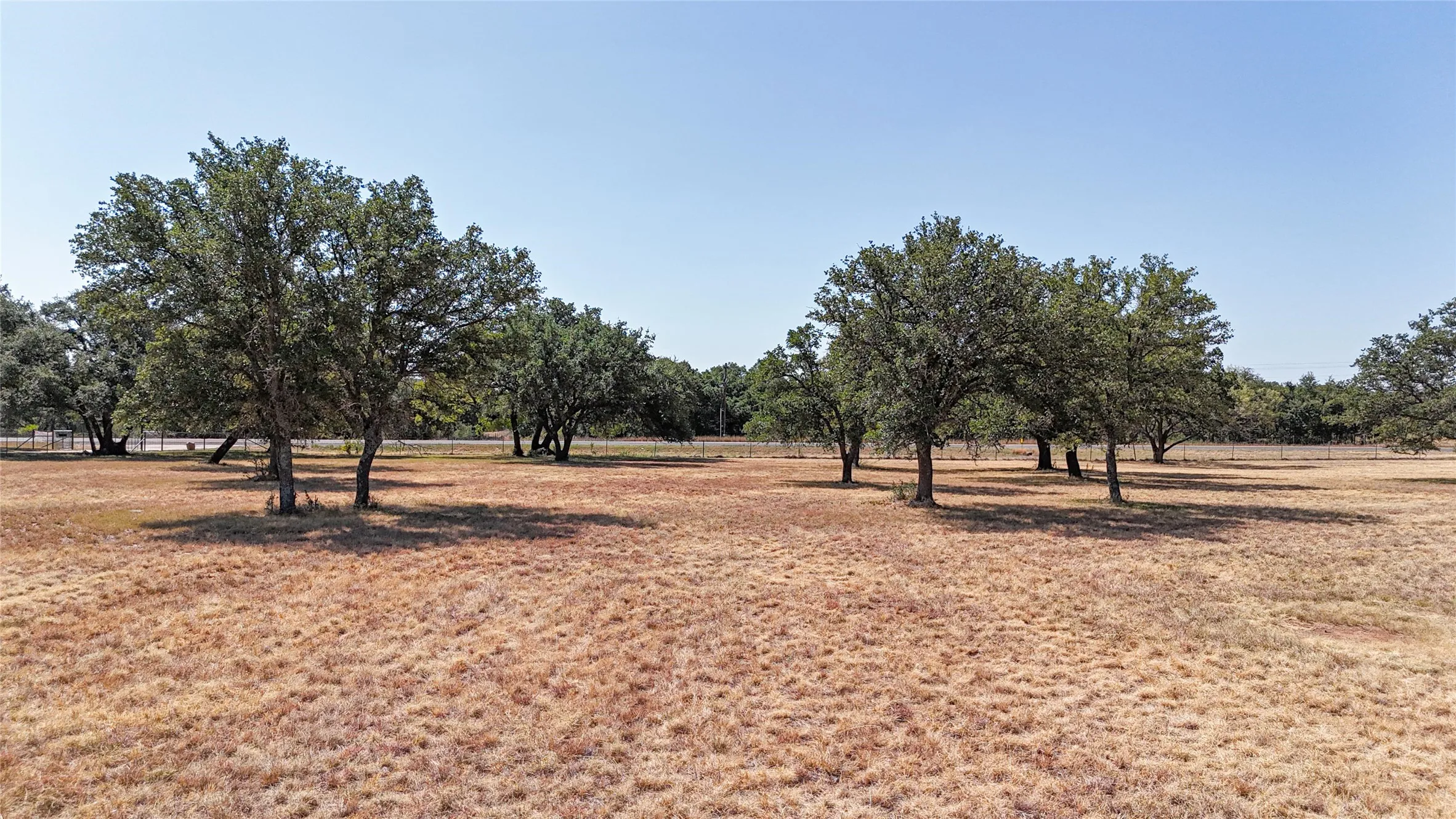 Farm For Sale in Mills County , 1400 Fm 574 W, Mullin, Texas 76864, 2 Bedroom, 2 Bathroom, Garage spaces, 1,420 Sqft, built in 2003, mls#21388639, Real Estate Agent in Mullin, Homes For Sale in Mills county, Homes For Sale in Mullin, Realtor in Mullin Texas, Real Estate Brokerage Independent Realty Texas, Luminita Cordes Realtor