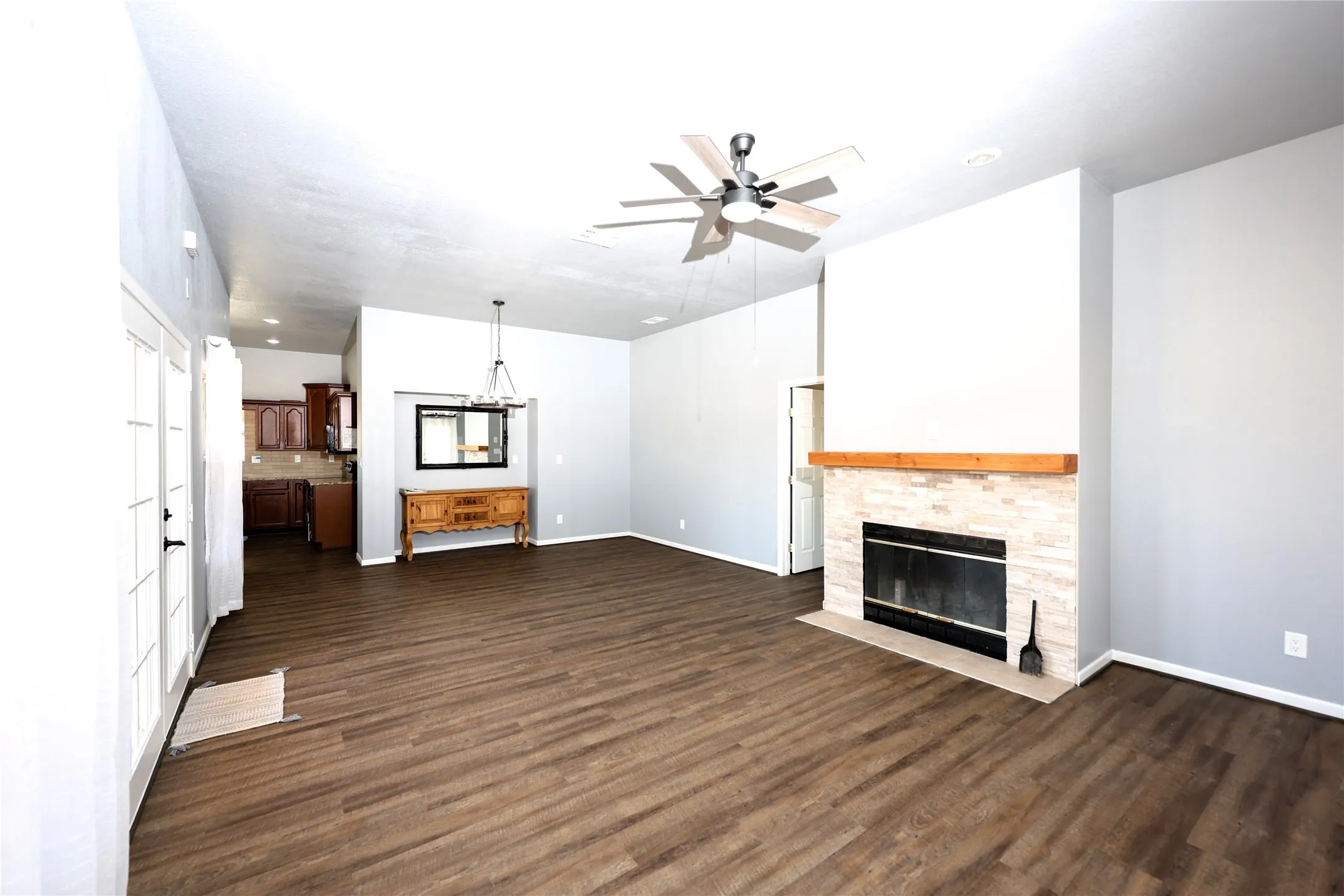 Farm For Sale in Mills County , 1400 Fm 574 W, Mullin, Texas 76864, 2 Bedroom, 2 Bathroom, Garage spaces, 1,420 Sqft, built in 2003, mls#21388639, Real Estate Agent in Mullin, Homes For Sale in Mills county, Homes For Sale in Mullin, Realtor in Mullin Texas, Real Estate Brokerage Independent Realty Texas, Luminita Cordes Realtor