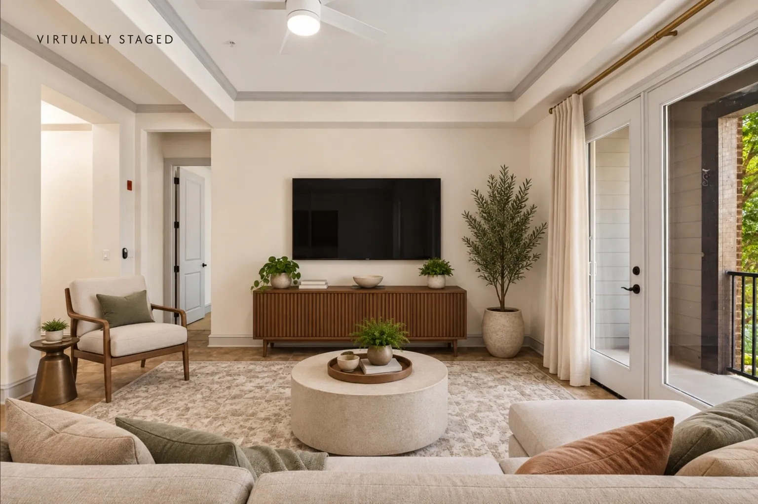 Condominium For Sale in Tarrant County , 301 Watermere Drive 222, Southlake, Texas 76092, 1 Bedroom, 2 Bathroom, Garage spaces, 1,200 Sqft, built in 2008, mls#21388747, Real Estate Agent in Southlake, Homes For Sale in Tarrant county, Homes For Sale in Southlake, Realtor in Southlake Texas, Real Estate Brokerage Independent Realty Texas, Luminita Cordes Realtor