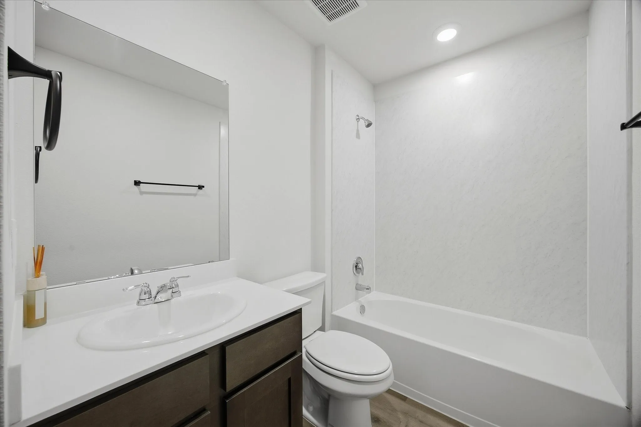 Single Family Residence For Rent in Hunt County , 227 Happywell Lane, Caddo Mills, Texas 75135, 4 Bedroom, 2 Bathroom, 2 Garage spaces, 2,106 Sqft, built in 2023, mls#21388833, Real Estate Agent in Caddo Mills, Homes For Rent in Hunt county, Homes For Rent in Caddo Mills, Realtor in Caddo Mills Texas, Real Estate Brokerage Independent Realty Texas, Luminita Cordes Realtor