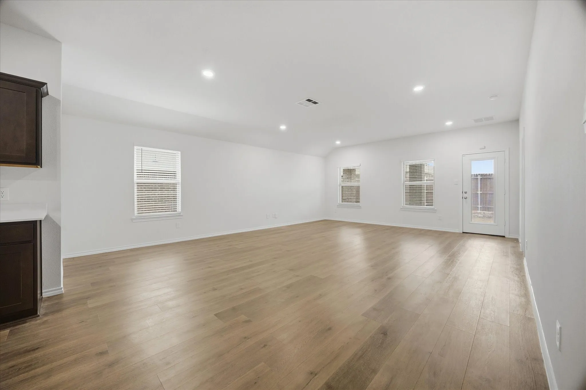 Single Family Residence For Rent in Hunt County , 227 Happywell Lane, Caddo Mills, Texas 75135, 4 Bedroom, 2 Bathroom, 2 Garage spaces, 2,106 Sqft, built in 2023, mls#21388833, Real Estate Agent in Caddo Mills, Homes For Rent in Hunt county, Homes For Rent in Caddo Mills, Realtor in Caddo Mills Texas, Real Estate Brokerage Independent Realty Texas, Luminita Cordes Realtor