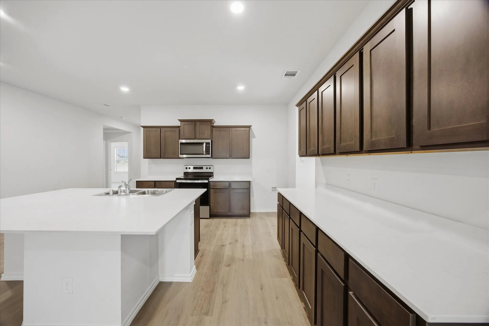 Single Family Residence For Rent in Hunt County , 227 Happywell Lane, Caddo Mills, Texas 75135, 4 Bedroom, 2 Bathroom, 2 Garage spaces, 2,106 Sqft, built in 2023, mls#21388833, Real Estate Agent in Caddo Mills, Homes For Rent in Hunt county, Homes For Rent in Caddo Mills, Realtor in Caddo Mills Texas, Real Estate Brokerage Independent Realty Texas, Luminita Cordes Realtor