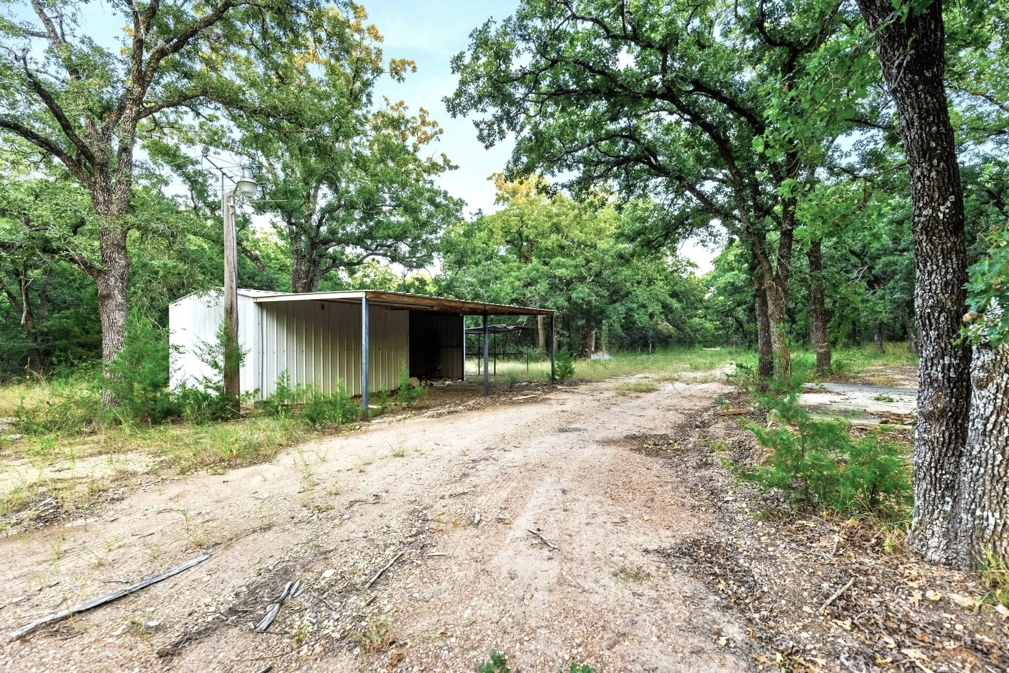 Improved Land For Sale in Mc Lennan County , Longhorn Parkway & Highway 31, Axtell, Texas 76624, 0, 0, Garage spaces, 0 Sqft, built in 0, mls#21388834, Real Estate Agent in Axtell, Homes For Sale in Mc Lennan county, Homes For Sale in Axtell, Realtor in Axtell Texas, Real Estate Brokerage Independent Realty Texas, Luminita Cordes Realtor