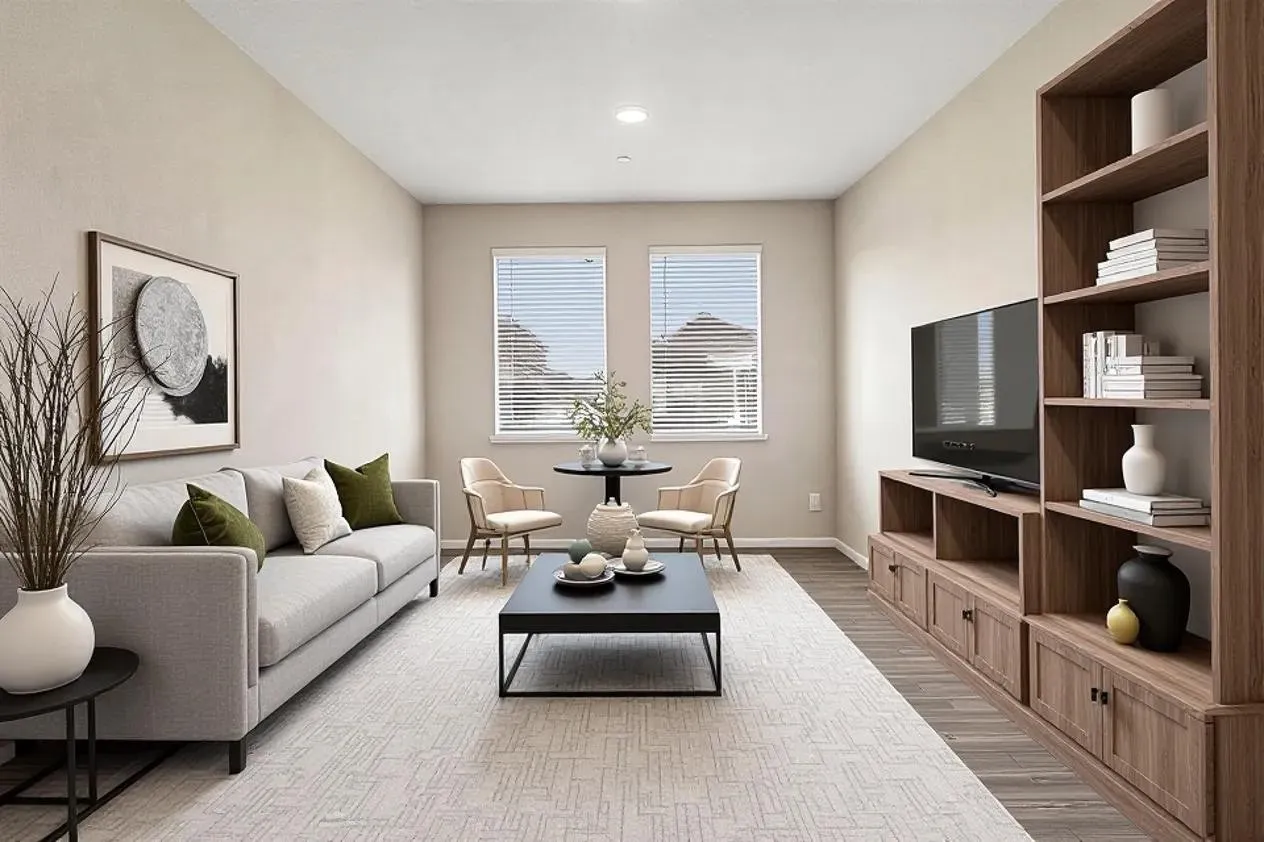 Virtually Staged
Family or Dining
Wood-finish flooring with a textured area rug