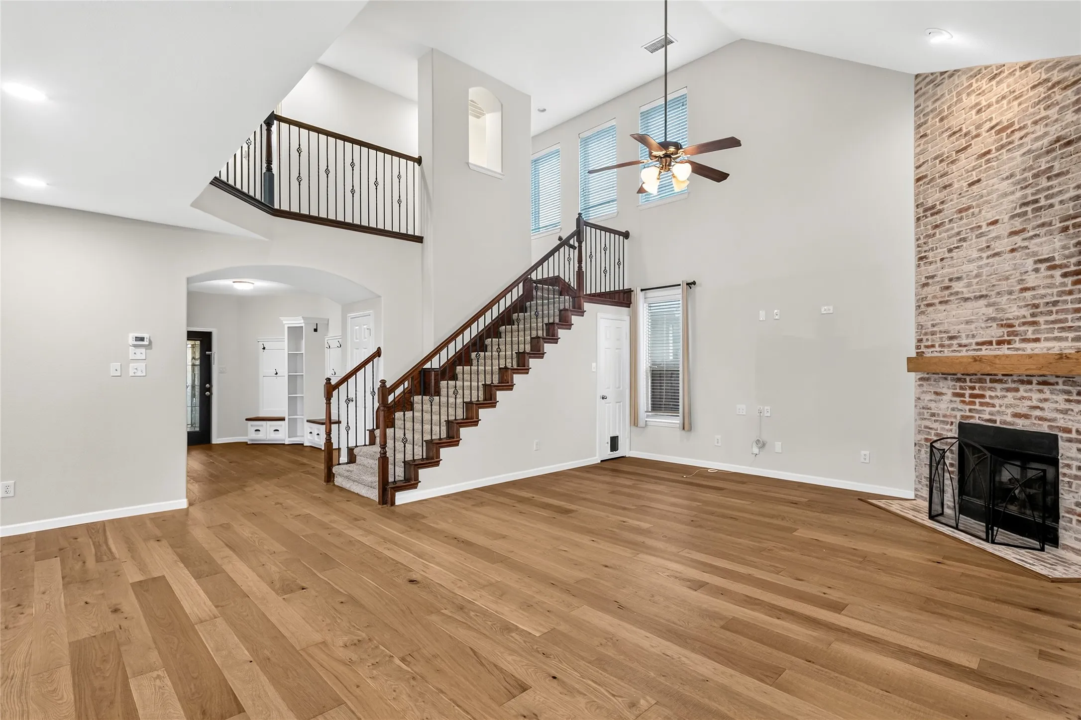 Single Family Residence For Sale in Rockwall County , 792 Cauble Drive, Fate, Texas 75087, 4 Bedroom, 3 Bathroom, 3 Garage spaces, 3,174 Sqft, built in 2008, mls#21388795, Real Estate Agent in Fate, Homes For Sale in Rockwall county, Homes For Sale in Fate, Realtor in Fate Texas, Real Estate Brokerage Independent Realty Texas, Luminita Cordes Realtor