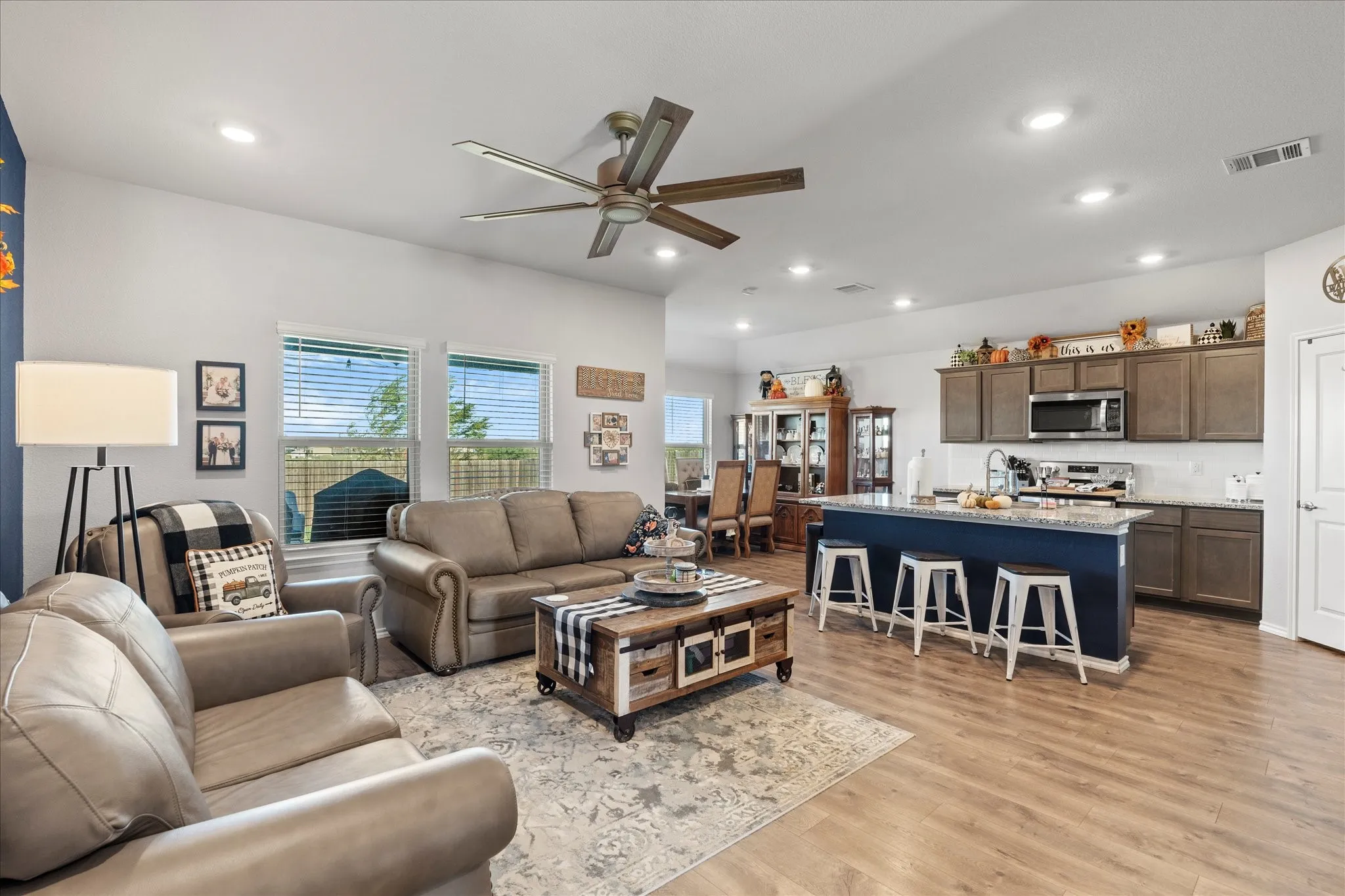 Single Family Residence For Rent in Collin County , 511 Pine Hollow Way, Josephine, Texas 75189, 3 Bedroom, 2 Bathroom, 2 Garage spaces, 1,448 Sqft, built in 2020, mls#21388844, Real Estate Agent in Josephine, Homes For Rent in Collin county, Homes For Rent in Josephine, Realtor in Josephine Texas, Real Estate Brokerage Independent Realty Texas, Luminita Cordes Realtor