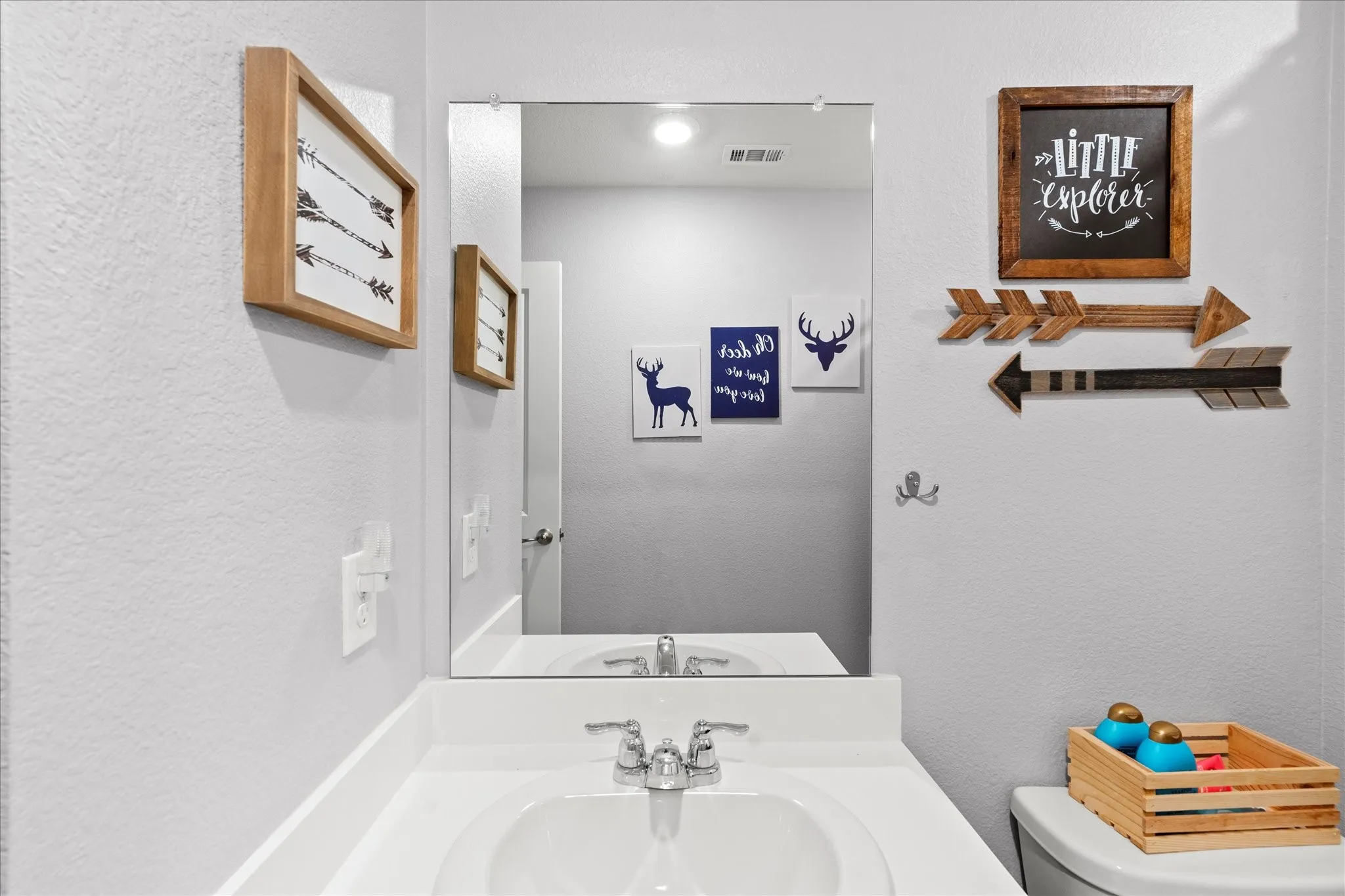 Single Family Residence For Rent in Collin County , 511 Pine Hollow Way, Josephine, Texas 75189, 3 Bedroom, 2 Bathroom, 2 Garage spaces, 1,448 Sqft, built in 2020, mls#21388844, Real Estate Agent in Josephine, Homes For Rent in Collin county, Homes For Rent in Josephine, Realtor in Josephine Texas, Real Estate Brokerage Independent Realty Texas, Luminita Cordes Realtor