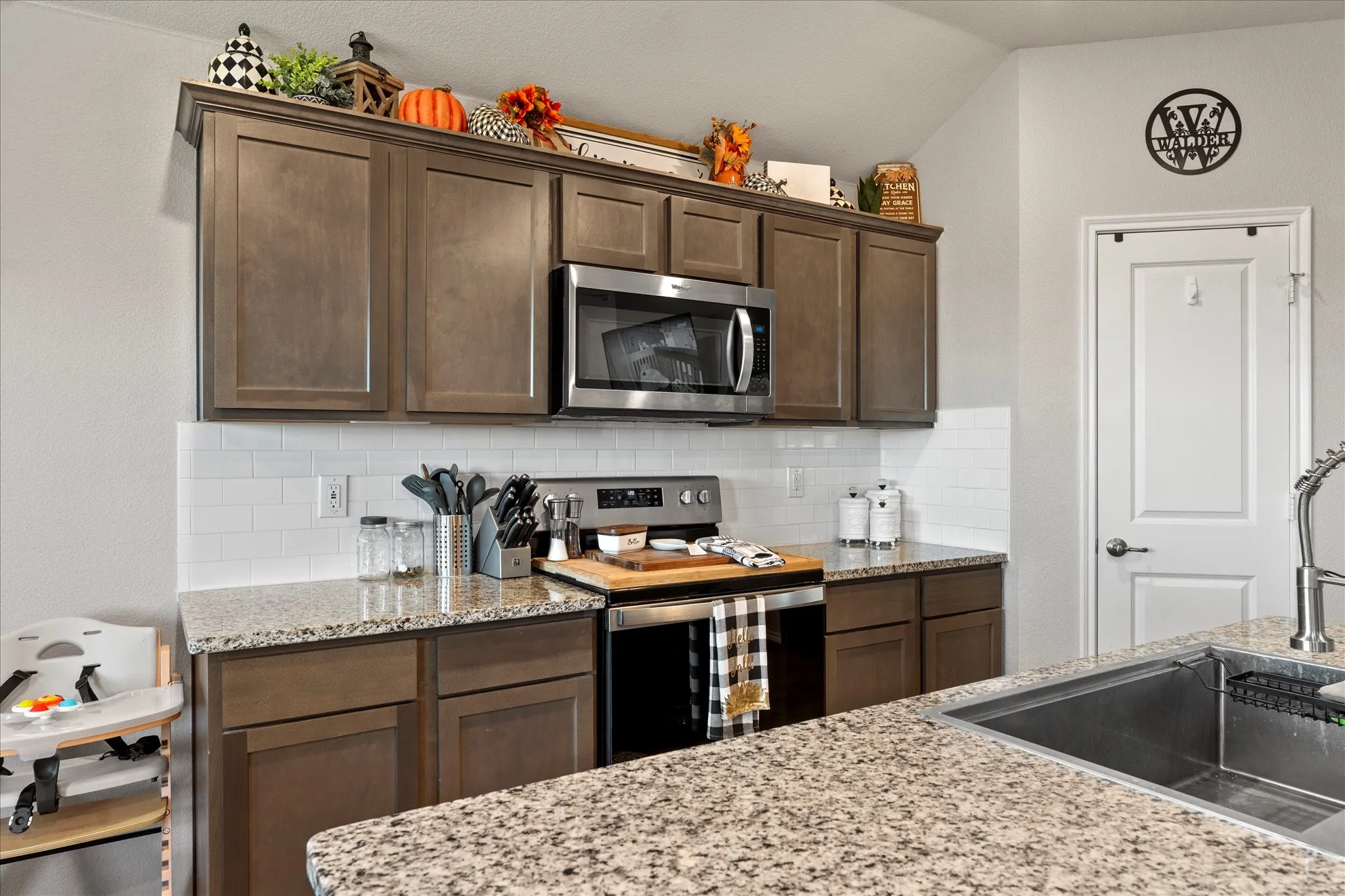 Single Family Residence For Rent in Collin County , 511 Pine Hollow Way, Josephine, Texas 75189, 3 Bedroom, 2 Bathroom, 2 Garage spaces, 1,448 Sqft, built in 2020, mls#21388844, Real Estate Agent in Josephine, Homes For Rent in Collin county, Homes For Rent in Josephine, Realtor in Josephine Texas, Real Estate Brokerage Independent Realty Texas, Luminita Cordes Realtor