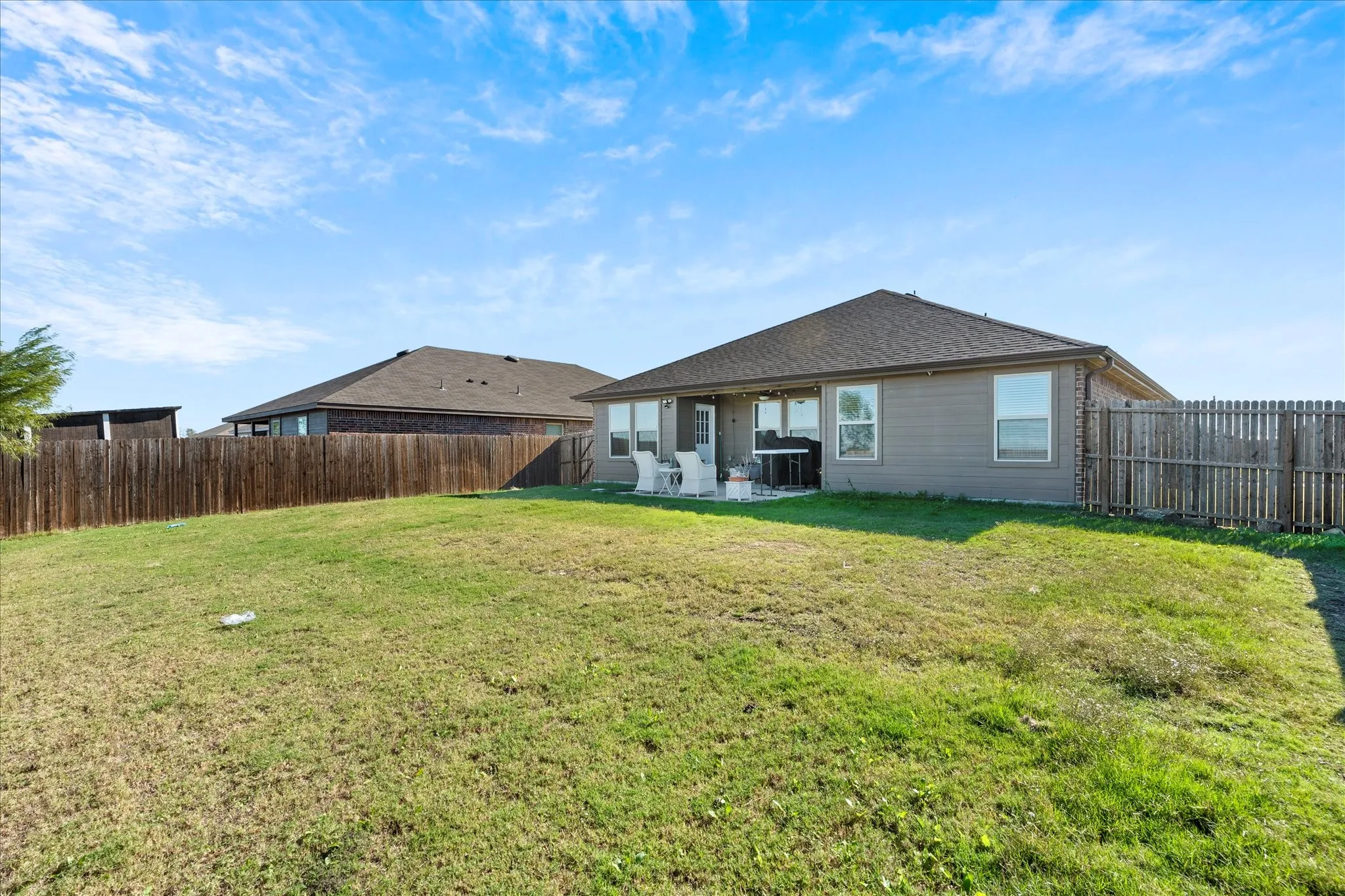 Single Family Residence For Rent in Collin County , 511 Pine Hollow Way, Josephine, Texas 75189, 3 Bedroom, 2 Bathroom, 2 Garage spaces, 1,448 Sqft, built in 2020, mls#21388844, Real Estate Agent in Josephine, Homes For Rent in Collin county, Homes For Rent in Josephine, Realtor in Josephine Texas, Real Estate Brokerage Independent Realty Texas, Luminita Cordes Realtor