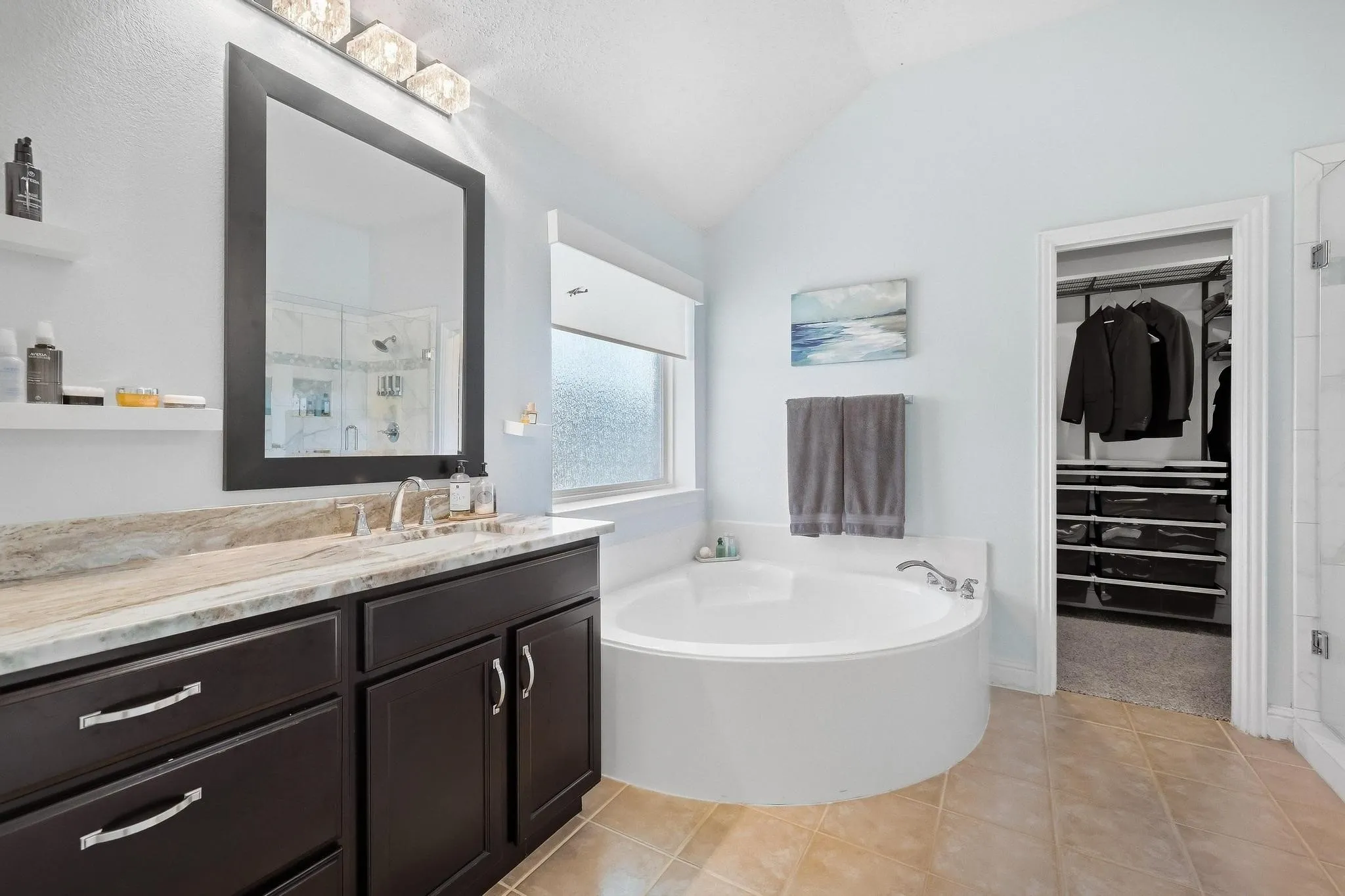 Single Family Residence For Sale in Collin County , 10498 Balsam Court, Frisco, Texas 75033, 4 Bedroom, 3 Bathroom, 3 Garage spaces, 3,071 Sqft, built in 2000, mls#21385647, Real Estate Agent in Frisco, Homes For Sale in Collin county, Homes For Sale in Frisco, Realtor in Frisco Texas, Real Estate Brokerage Independent Realty Texas, Luminita Cordes Realtor