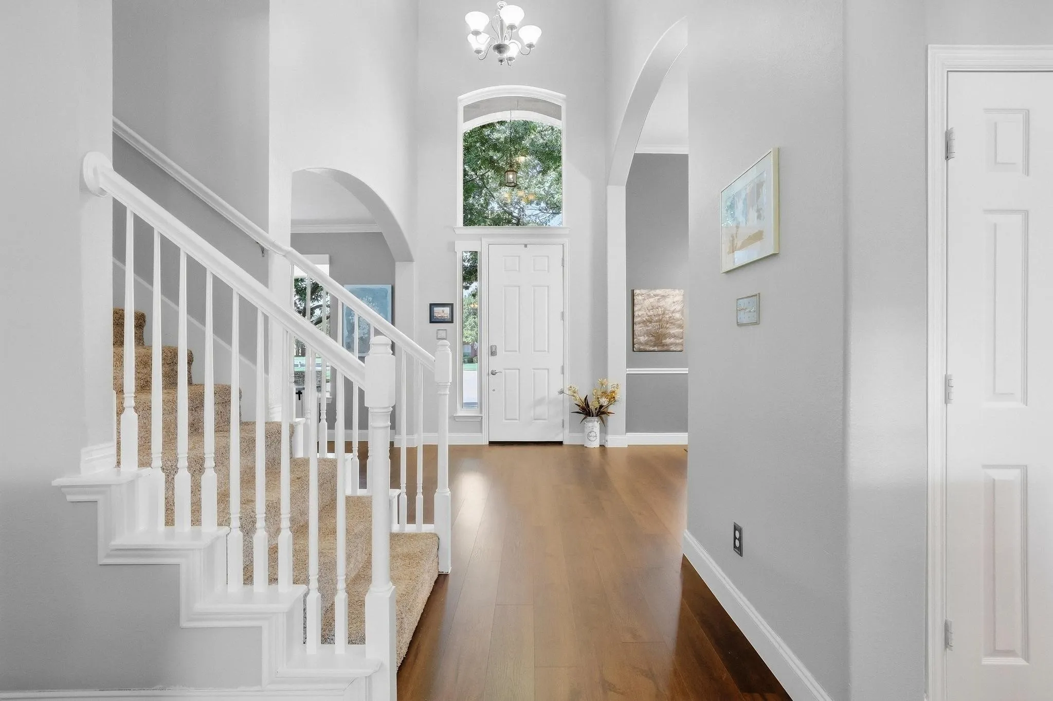 Single Family Residence For Sale in Collin County , 10498 Balsam Court, Frisco, Texas 75033, 4 Bedroom, 3 Bathroom, 3 Garage spaces, 3,071 Sqft, built in 2000, mls#21385647, Real Estate Agent in Frisco, Homes For Sale in Collin county, Homes For Sale in Frisco, Realtor in Frisco Texas, Real Estate Brokerage Independent Realty Texas, Luminita Cordes Realtor