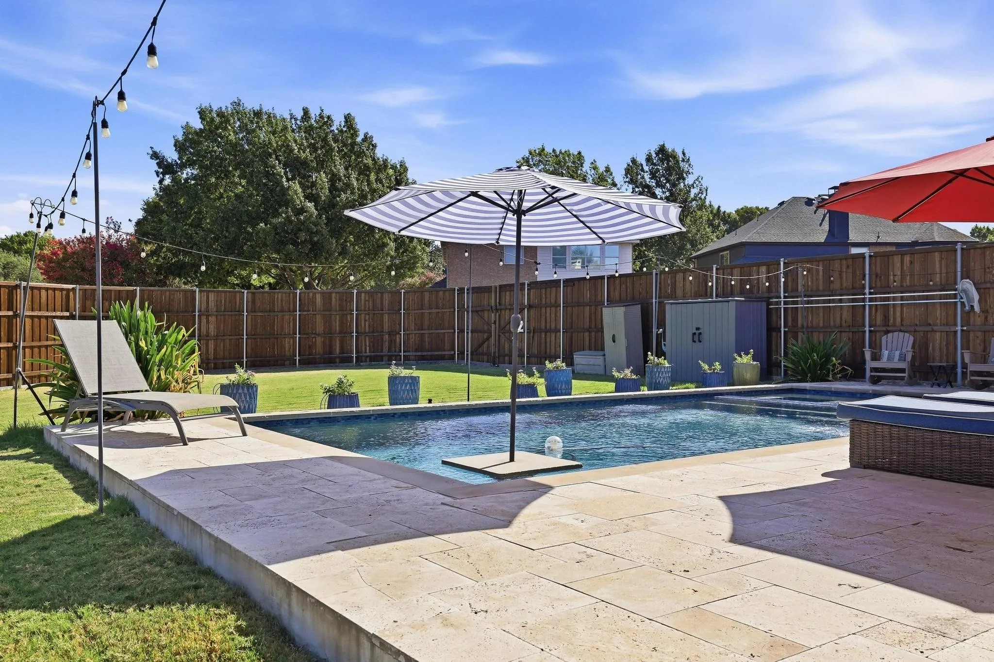 Single Family Residence For Sale in Collin County , 10498 Balsam Court, Frisco, Texas 75033, 4 Bedroom, 3 Bathroom, 3 Garage spaces, 3,071 Sqft, built in 2000, mls#21385647, Real Estate Agent in Frisco, Homes For Sale in Collin county, Homes For Sale in Frisco, Realtor in Frisco Texas, Real Estate Brokerage Independent Realty Texas, Luminita Cordes Realtor