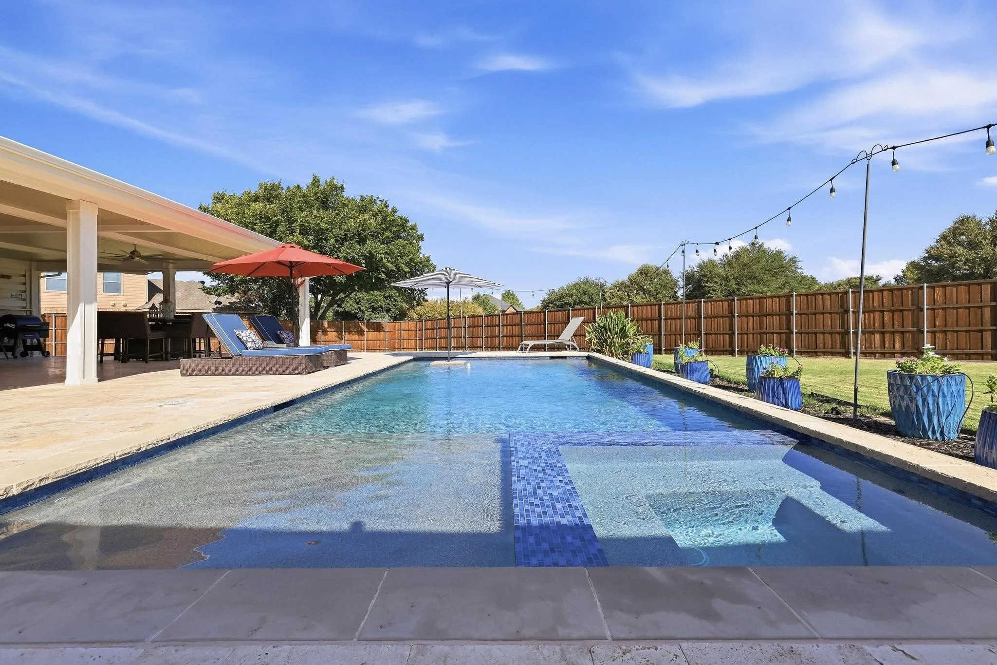 Single Family Residence For Sale in Collin County , 10498 Balsam Court, Frisco, Texas 75033, 4 Bedroom, 3 Bathroom, 3 Garage spaces, 3,071 Sqft, built in 2000, mls#21385647, Real Estate Agent in Frisco, Homes For Sale in Collin county, Homes For Sale in Frisco, Realtor in Frisco Texas, Real Estate Brokerage Independent Realty Texas, Luminita Cordes Realtor