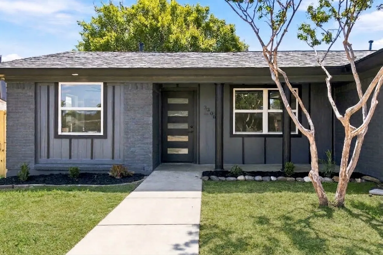 Single Family Residence For Sale in Dallas County , 3306 Ridgehaven Street, Irving, Texas 75062, 4 Bedroom, 2 Bathroom, 1 Garage spaces, 1,733 Sqft, built in 1963, mls#21386308, Real Estate Agent in Irving, Homes For Sale in Dallas county, Homes For Sale in Irving, Realtor in Irving Texas, Real Estate Brokerage Independent Realty Texas, Luminita Cordes Realtor