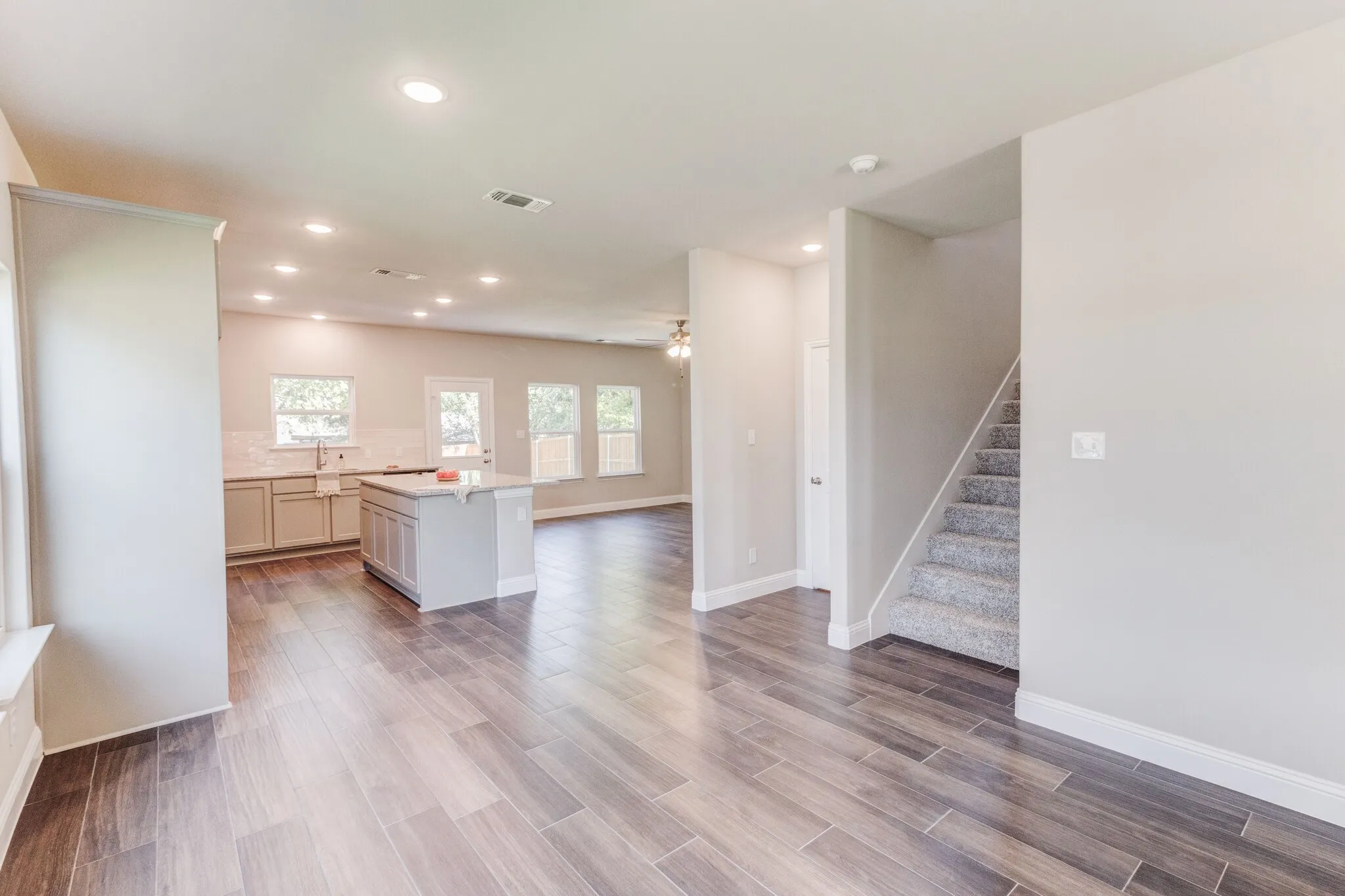 Single Family Residence For Rent in Grayson County , 789 WA Denton Drive, Van Alstyne, Texas 75495, 3 Bedroom, 3 Bathroom, 2 Garage spaces, 1,986 Sqft, built in 2023, mls#21388854, Real Estate Agent in Van Alstyne, Homes For Rent in Grayson county, Homes For Rent in Van Alstyne, Realtor in Van Alstyne Texas, Real Estate Brokerage Independent Realty Texas, Luminita Cordes Realtor