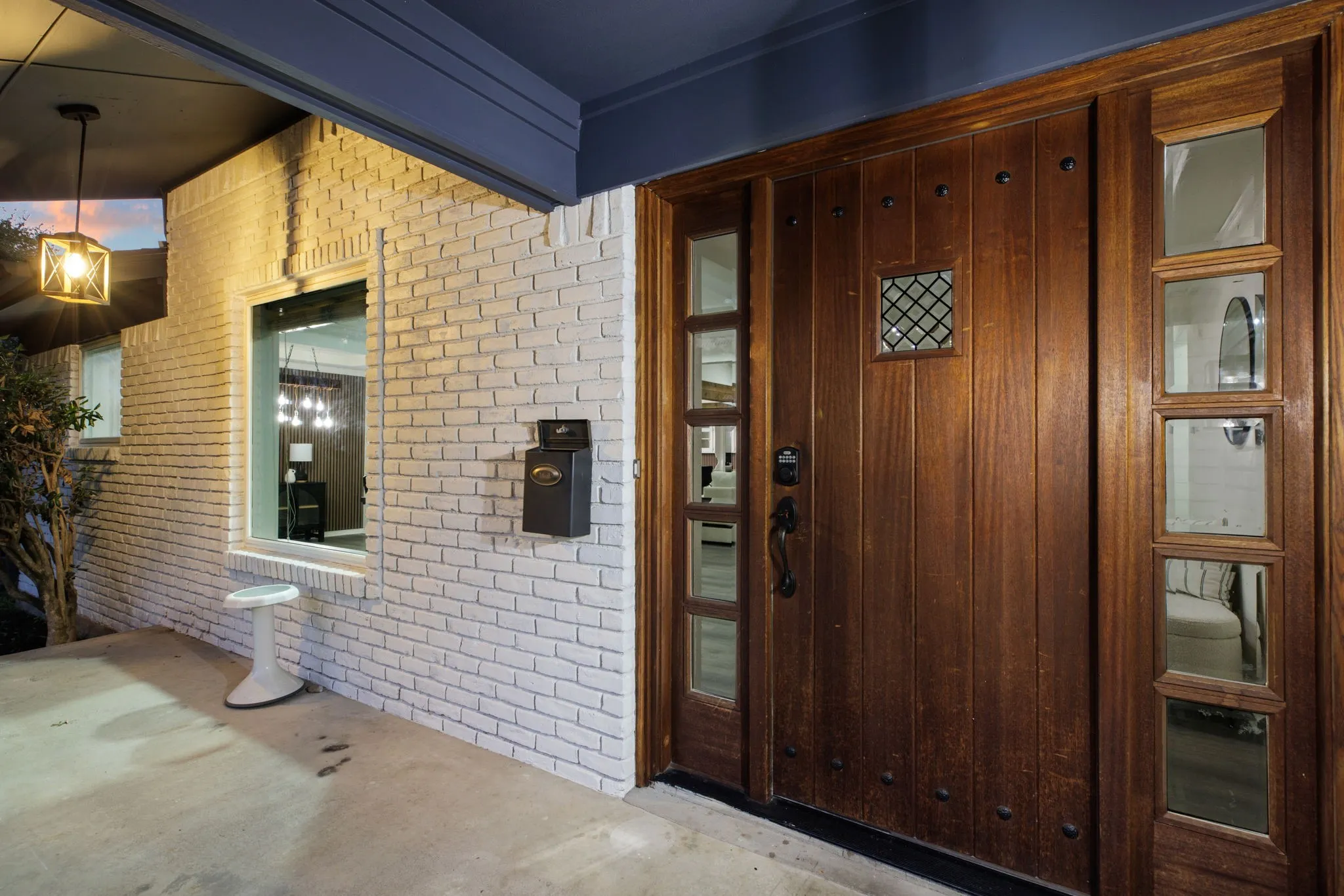 Single Family Residence For Rent in Dallas County , 10922 Ferndale Road, Dallas, Texas 75238, 4 Bedroom, 3 Bathroom, 2 Garage spaces, 2,496 Sqft, built in 1968, mls#21378515, Real Estate Agent in Dallas, Homes For Rent in Dallas county, Homes For Rent in Dallas, Realtor in Dallas Texas, Real Estate Brokerage Independent Realty Texas, Luminita Cordes Realtor