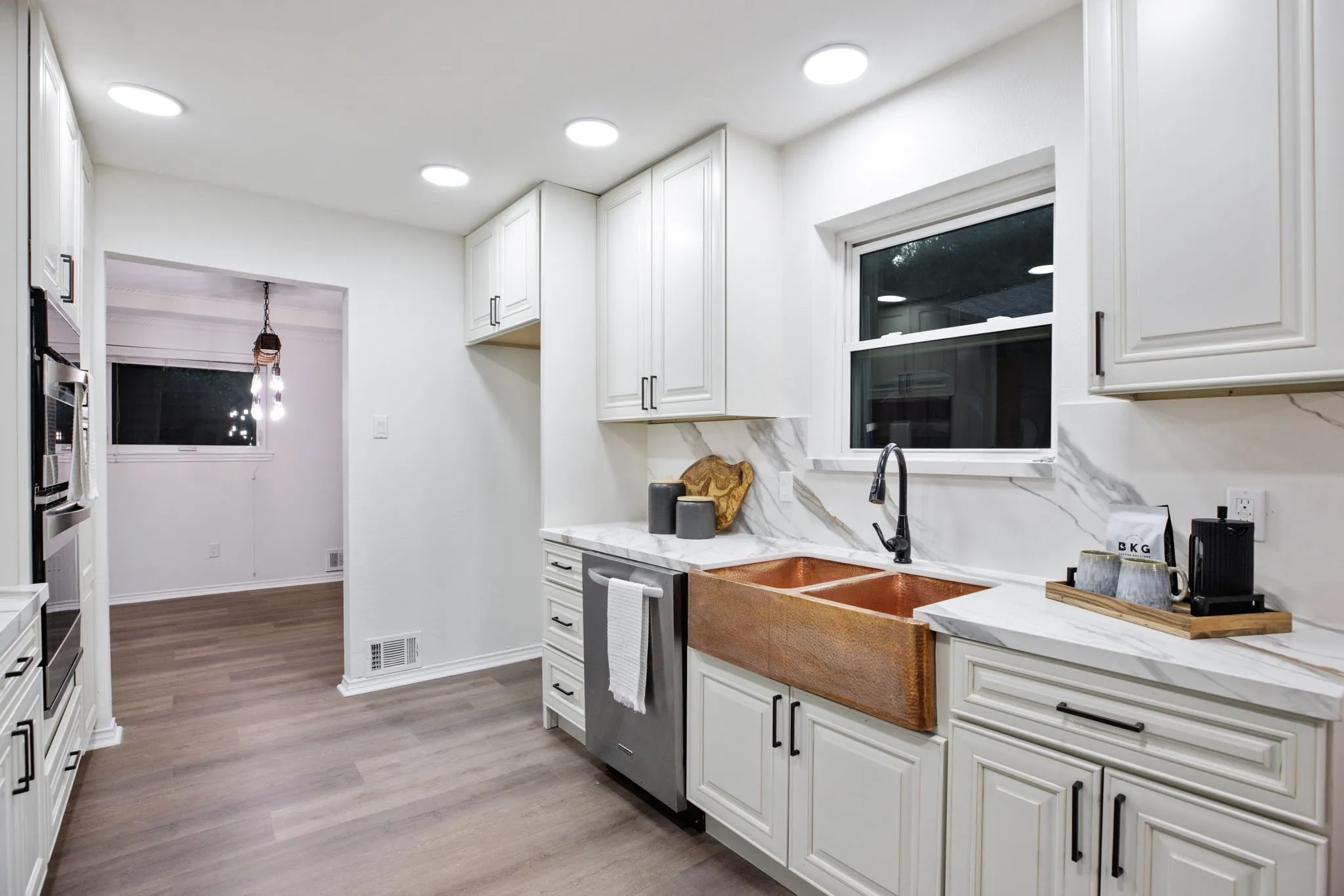 Single Family Residence For Rent in Dallas County , 10922 Ferndale Road, Dallas, Texas 75238, 4 Bedroom, 3 Bathroom, 2 Garage spaces, 2,496 Sqft, built in 1968, mls#21378515, Real Estate Agent in Dallas, Homes For Rent in Dallas county, Homes For Rent in Dallas, Realtor in Dallas Texas, Real Estate Brokerage Independent Realty Texas, Luminita Cordes Realtor