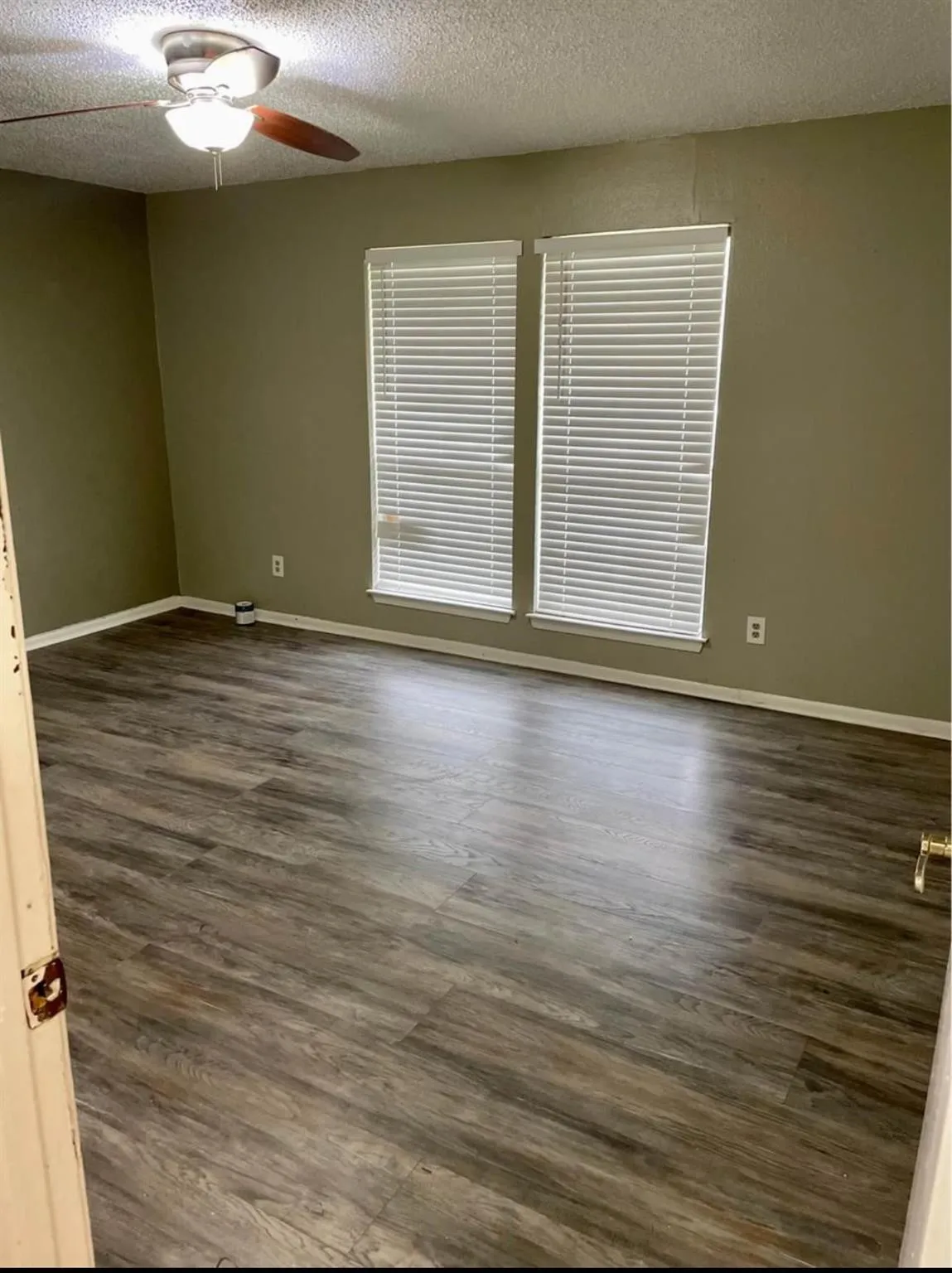 Townhouse For Rent in Dallas County , 9820 Smokefeather Lane, Dallas, Texas 75243, 2 Bedroom, 2 Bathroom, 2 Garage spaces, 1,684 Sqft, built in 1978, mls#21388871, Real Estate Agent in Dallas, Homes For Rent in Dallas county, Homes For Rent in Dallas, Realtor in Dallas Texas, Real Estate Brokerage Independent Realty Texas, Luminita Cordes Realtor