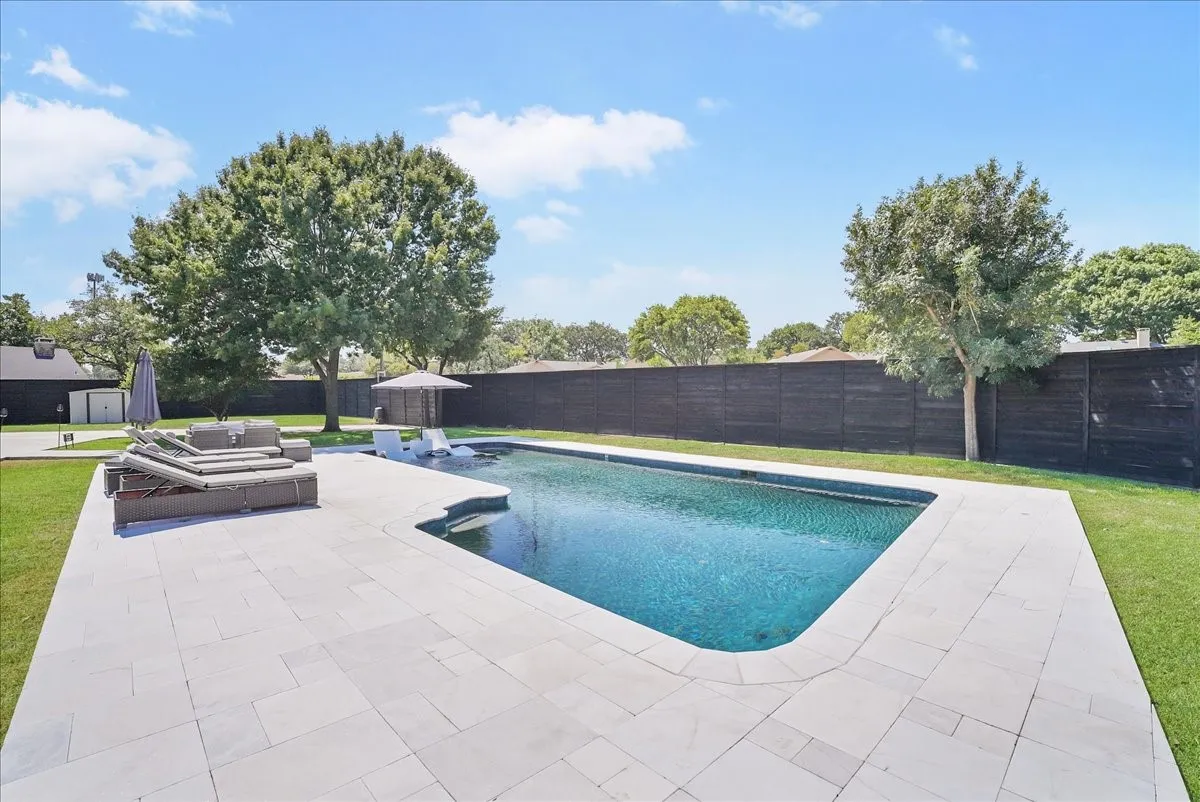 Single Family Residence For Sale in Dallas County , 1635 Aurora Drive, Richardson, Texas 75081, 3 Bedroom, 3 Bathroom, 2 Garage spaces, 2,032 Sqft, built in 1973, mls#21385487, Real Estate Agent in Richardson, Homes For Sale in Dallas county, Homes For Sale in Richardson, Realtor in Richardson Texas, Real Estate Brokerage Independent Realty Texas, Luminita Cordes Realtor