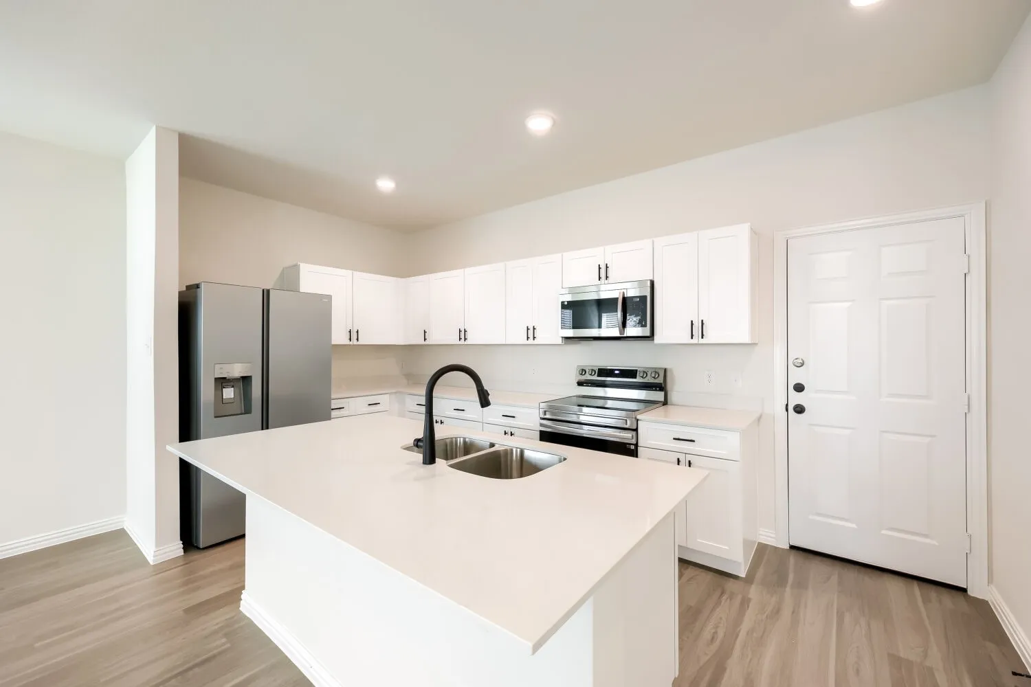 Single Family Residence For Sale in Johnson County , 1605 Annabelle Street, Cleburne, Texas 76031, 4 Bedroom, 3 Bathroom, 2 Garage spaces, 2,152 Sqft, built in 2024, mls#21388474, Real Estate Agent in Cleburne, Homes For Sale in Johnson county, Homes For Sale in Cleburne, Realtor in Cleburne Texas, Real Estate Brokerage Independent Realty Texas, Luminita Cordes Realtor