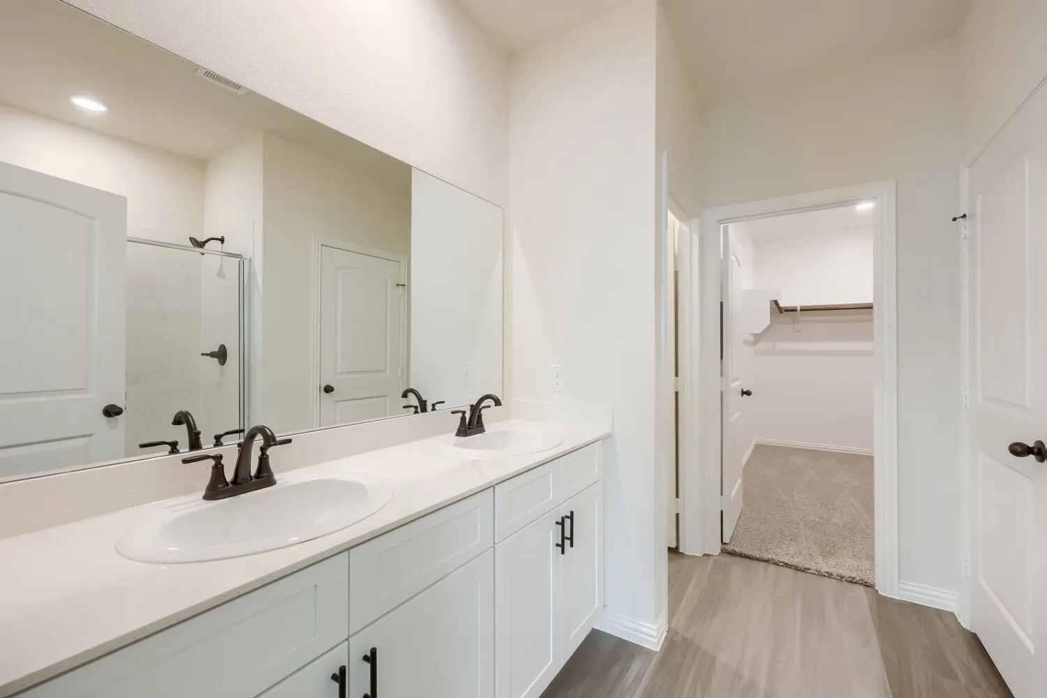 Single Family Residence For Sale in Johnson County , 1605 Annabelle Street, Cleburne, Texas 76031, 4 Bedroom, 3 Bathroom, 2 Garage spaces, 2,152 Sqft, built in 2024, mls#21388474, Real Estate Agent in Cleburne, Homes For Sale in Johnson county, Homes For Sale in Cleburne, Realtor in Cleburne Texas, Real Estate Brokerage Independent Realty Texas, Luminita Cordes Realtor