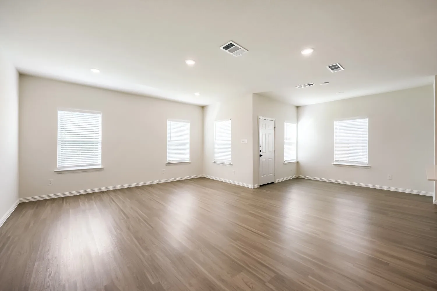 Single Family Residence For Sale in Johnson County , 1605 Annabelle Street, Cleburne, Texas 76031, 4 Bedroom, 3 Bathroom, 2 Garage spaces, 2,152 Sqft, built in 2024, mls#21388474, Real Estate Agent in Cleburne, Homes For Sale in Johnson county, Homes For Sale in Cleburne, Realtor in Cleburne Texas, Real Estate Brokerage Independent Realty Texas, Luminita Cordes Realtor