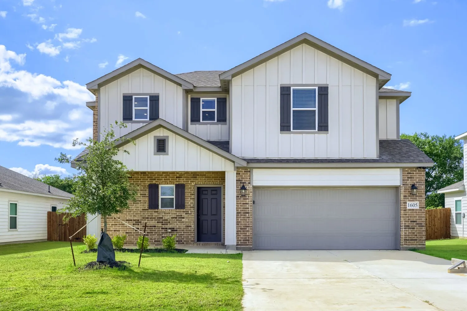 Single Family Residence For Sale in Johnson County , 1605 Annabelle Street, Cleburne, Texas 76031, 4 Bedroom, 3 Bathroom, 2 Garage spaces, 2,152 Sqft, built in 2024, mls#21388474, Real Estate Agent in Cleburne, Homes For Sale in Johnson county, Homes For Sale in Cleburne, Realtor in Cleburne Texas, Real Estate Brokerage Independent Realty Texas, Luminita Cordes Realtor