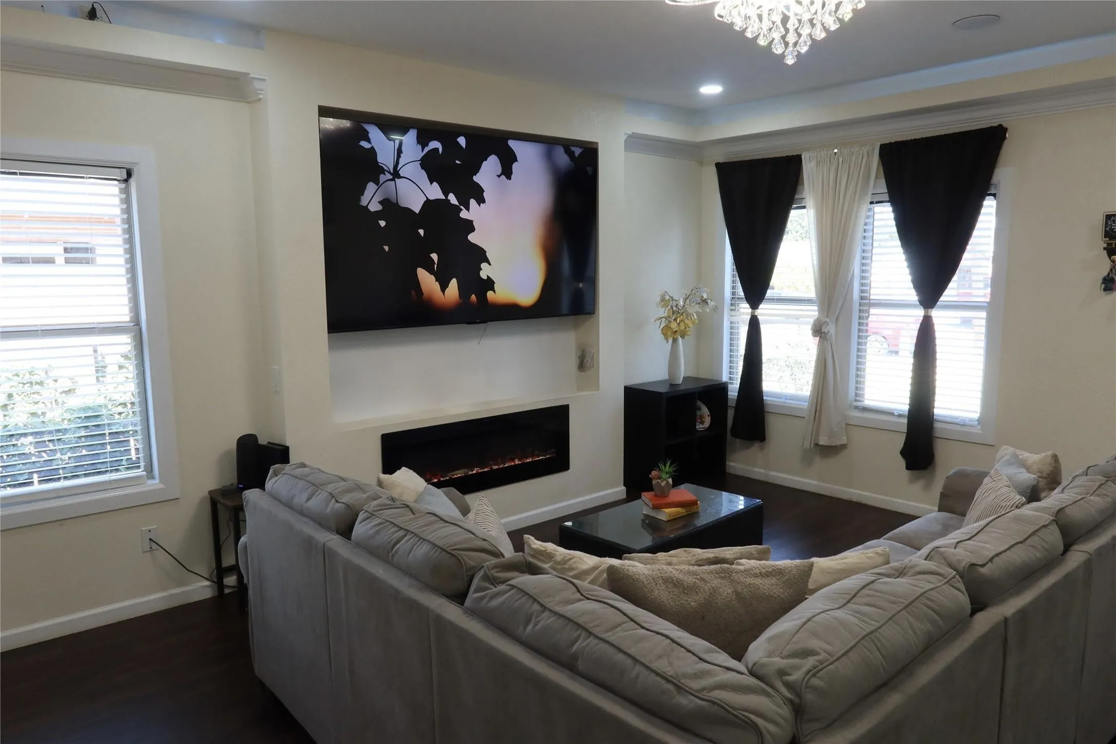 Single Family Residence For Sale in Wichita County , 1317 34th Street, Wichita Falls, Texas 76302, 3 Bedroom, 2 Bathroom, 1 Garage spaces, 1,631 Sqft, built in 2023, mls#21386527, Real Estate Agent in Wichita Falls, Homes For Sale in Wichita county, Homes For Sale in Wichita Falls, Realtor in Wichita Falls Texas, Real Estate Brokerage Independent Realty Texas, Luminita Cordes Realtor