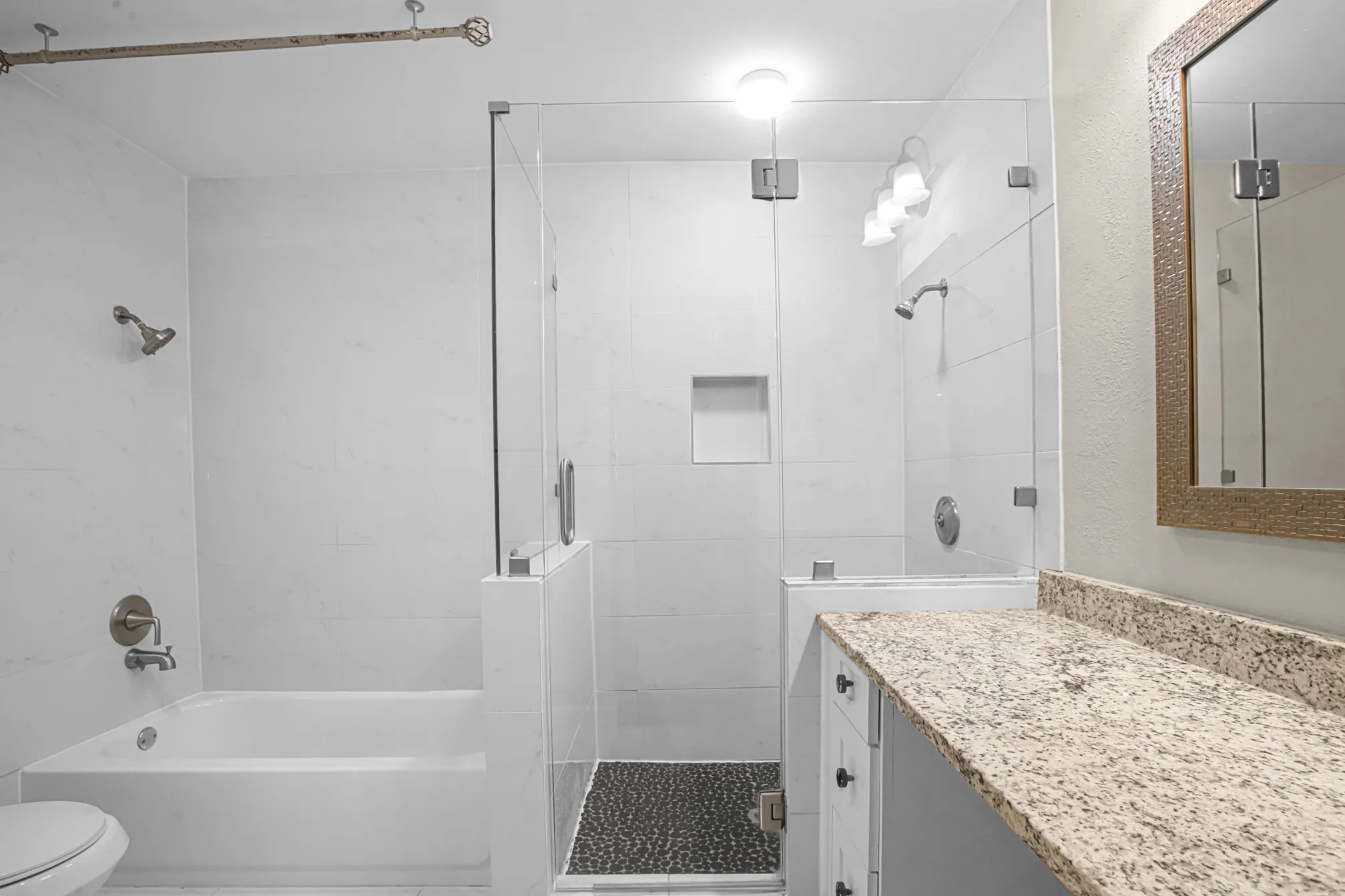 Single Family Residence For Sale in Dallas County , 2609 Still Meadow Road, Irving, Texas 75060, 3 Bedroom, 3 Bathroom, 2 Garage spaces, 2,095 Sqft, built in 1975, mls#21388429, Real Estate Agent in Irving, Homes For Sale in Dallas county, Homes For Sale in Irving, Realtor in Irving Texas, Real Estate Brokerage Independent Realty Texas, Luminita Cordes Realtor