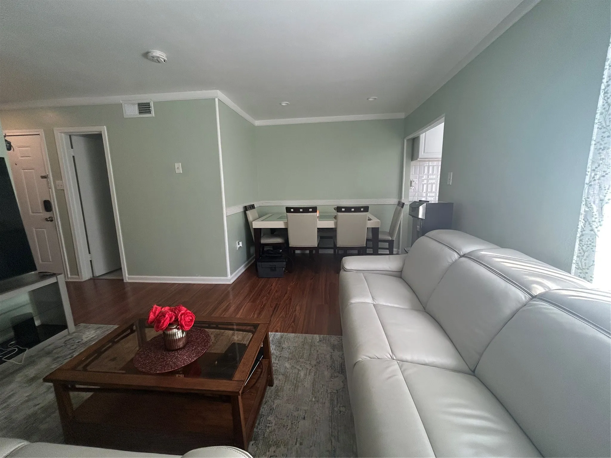 Townhouse For Sale in Dallas County , 2317 Trellis Place, Richardson, Texas 75081, 3 Bedroom, 2 Bathroom, Garage spaces, 1,156 Sqft, built in 1973, mls#21383147, Real Estate Agent in Richardson, Homes For Sale in Dallas county, Homes For Sale in Richardson, Realtor in Richardson Texas, Real Estate Brokerage Independent Realty Texas, Luminita Cordes Realtor